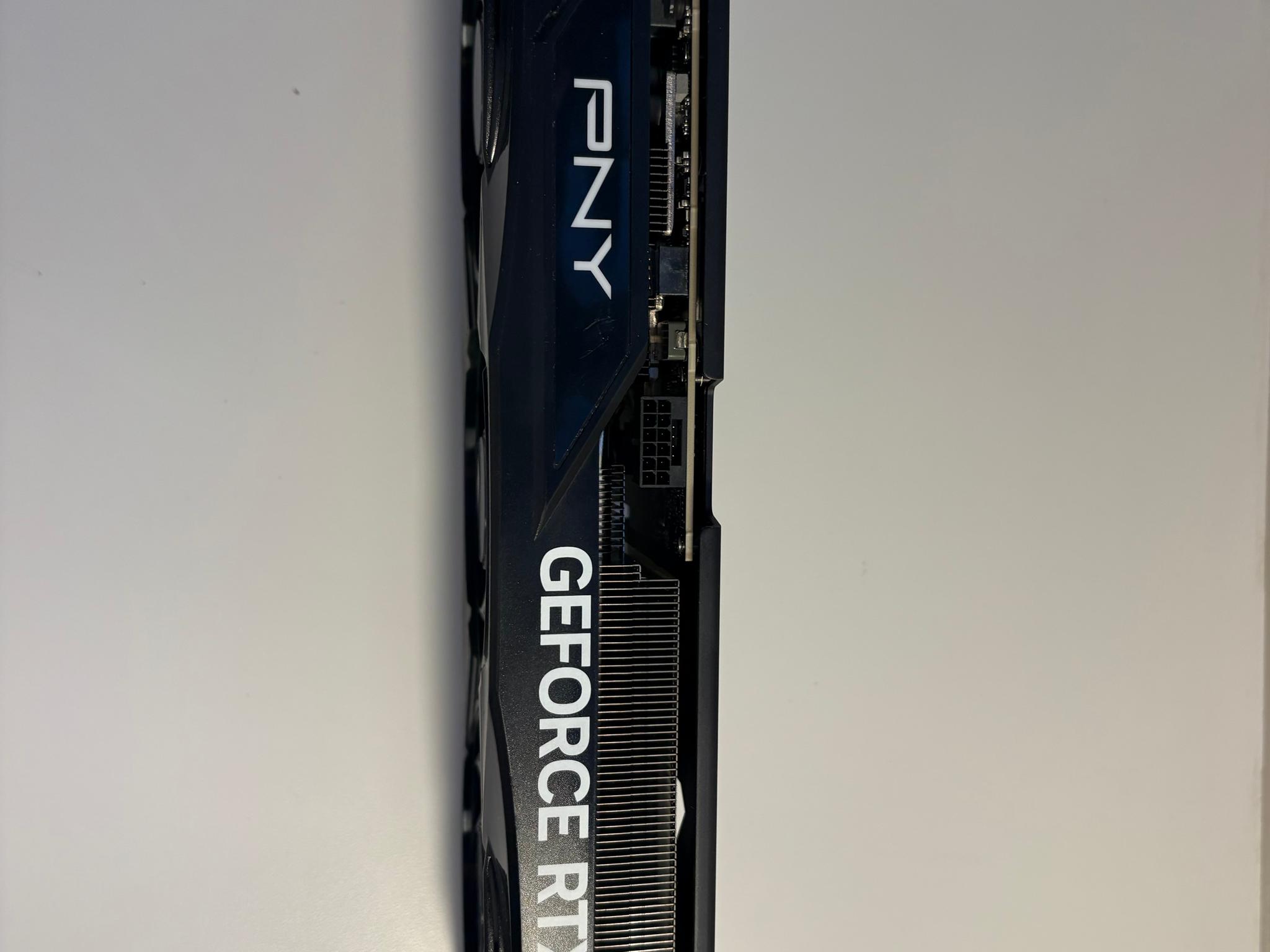 PNY GeForce RTX 5070 Overclocked Triple Fan