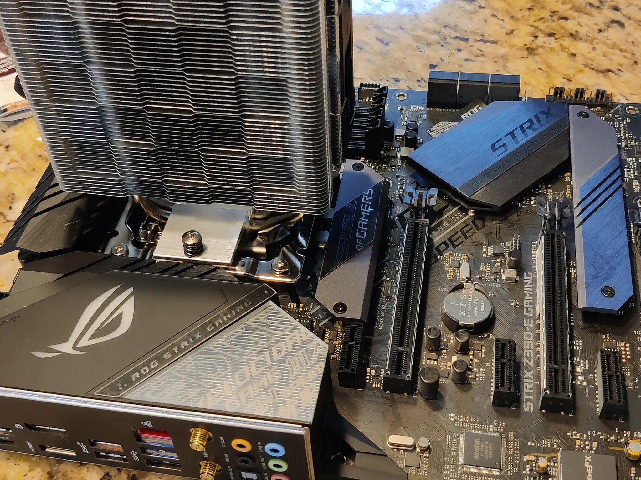 Asus Strix Z390 w/I7 9700k