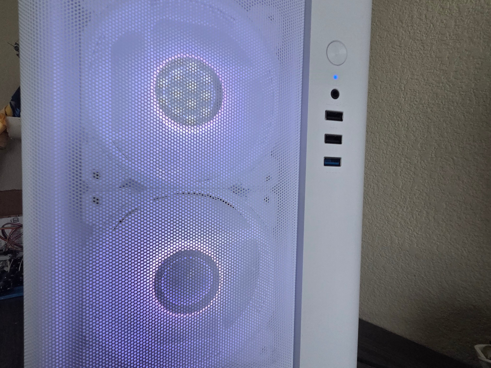 White Budget Gaming PC🤍⛄❄️🤍(3060ti)