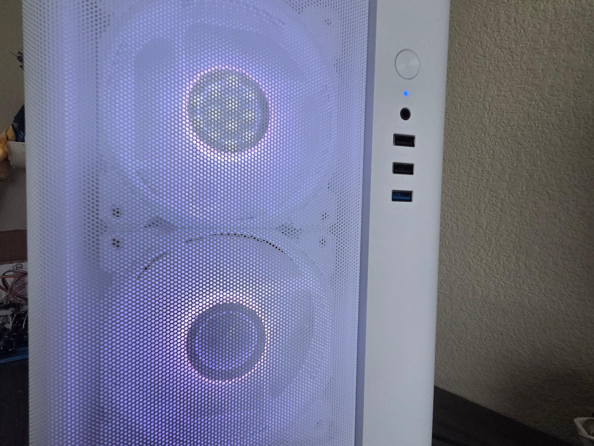 White Budget Gaming PC🤍⛄❄️🤍(3060ti)