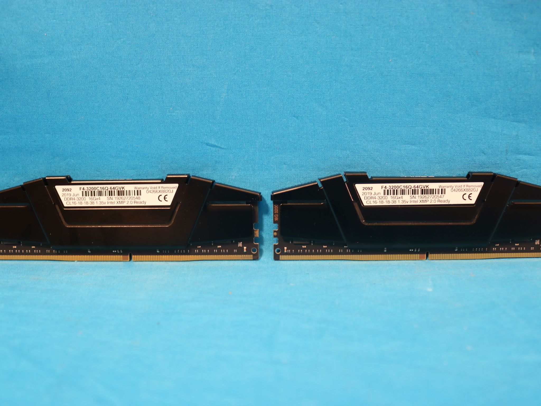 G.Skill RipJaws V 32GB (2x16GB) DDR4-3200MHz CL16 1.35V Desktop RAM F4-3200C16Q-64GVK