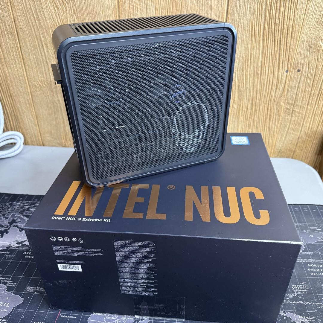 Intel Nuc 9 Extreme (NUC9i7QNX), i7-9750H 6C/12T, 32GB Ram, RTX 3060 TI, 500GB (Boot) / 1TB (Data)