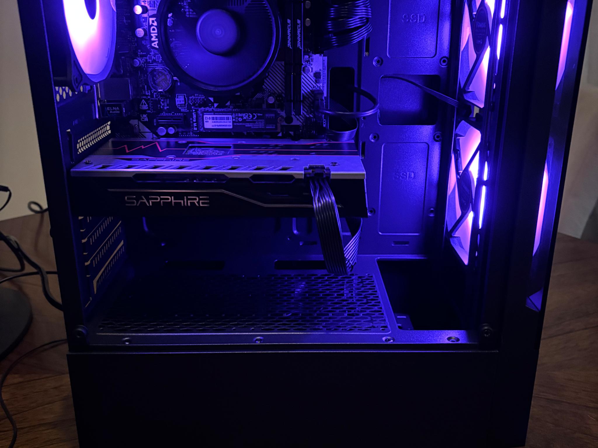 AMD Ryzen 5 4500, Radeon RX 580 8GB, 16GB DDR4 3200MHz, 512GB NVMe, B450 MOBO, ARGB Fans, WiFi Ready