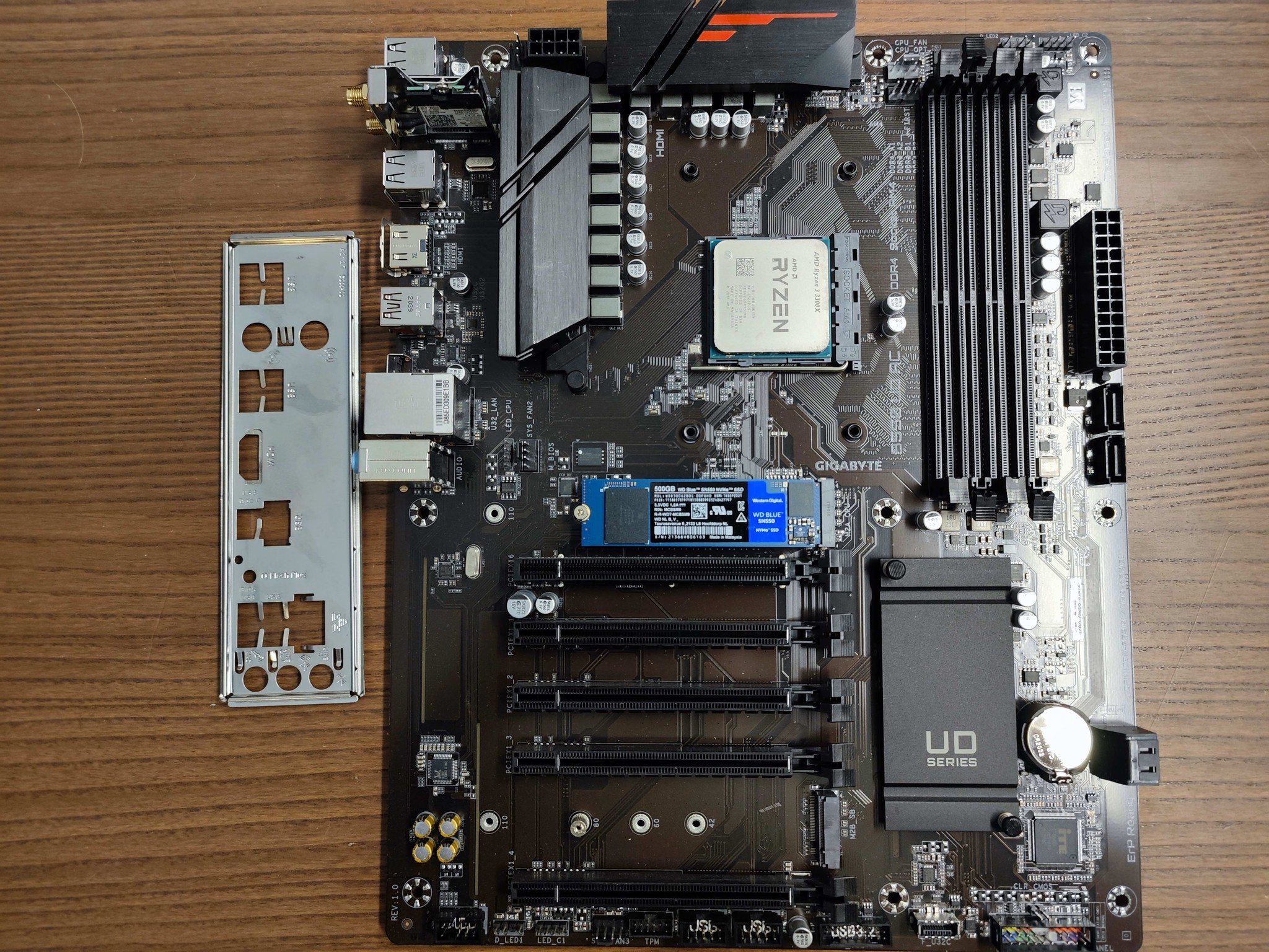Budget Banger Combo | Ryzen 3300X | Gigabyte B550 UD AC | 500 GB SN550 NVME SSD