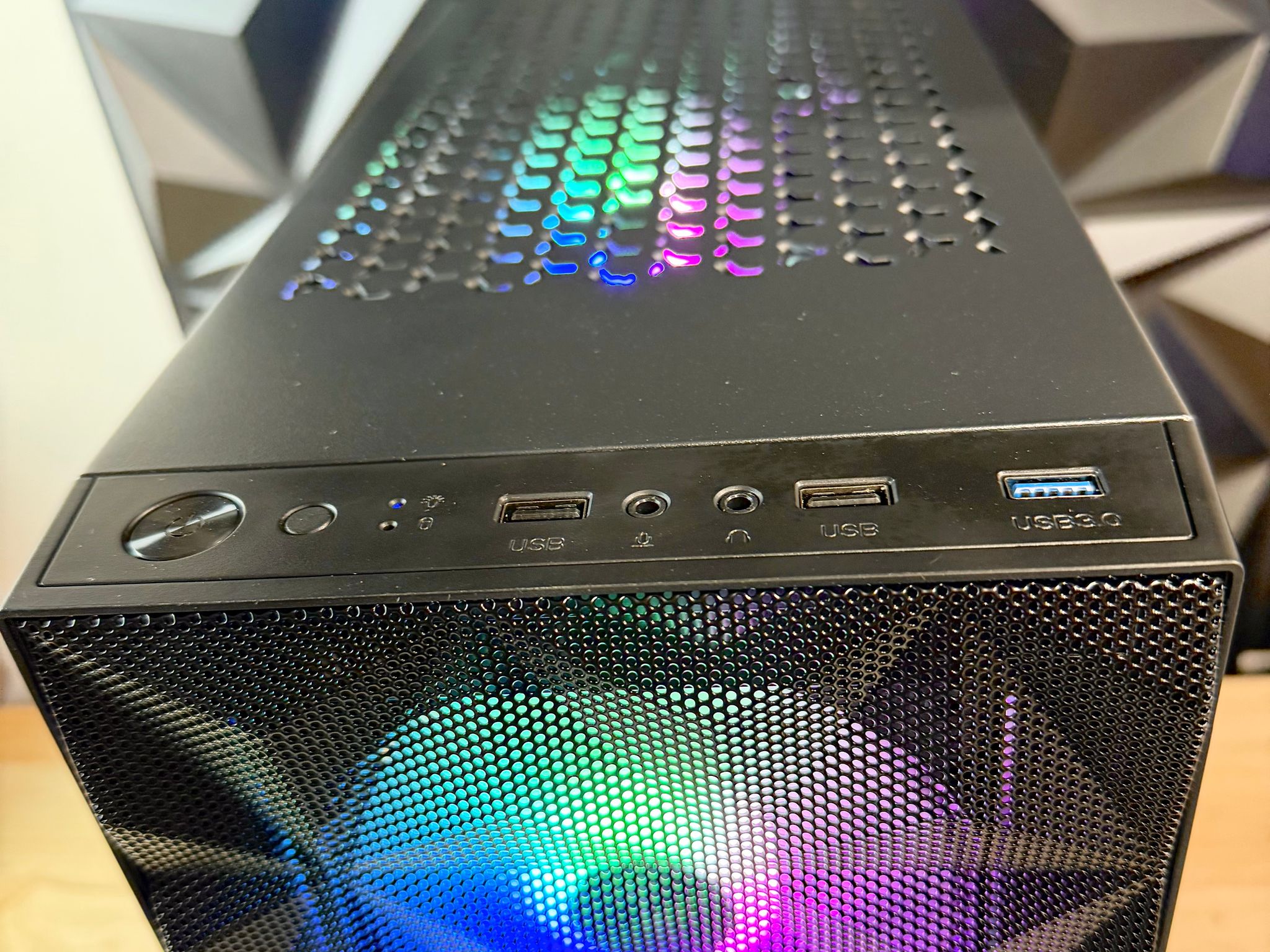 🔥Ryzen 7 | 16GB | 500GB NVME SSD | Nvidia GTX 1070 8GB | TPM 2.0 | Custom RGB Gaming PC WIndows 11