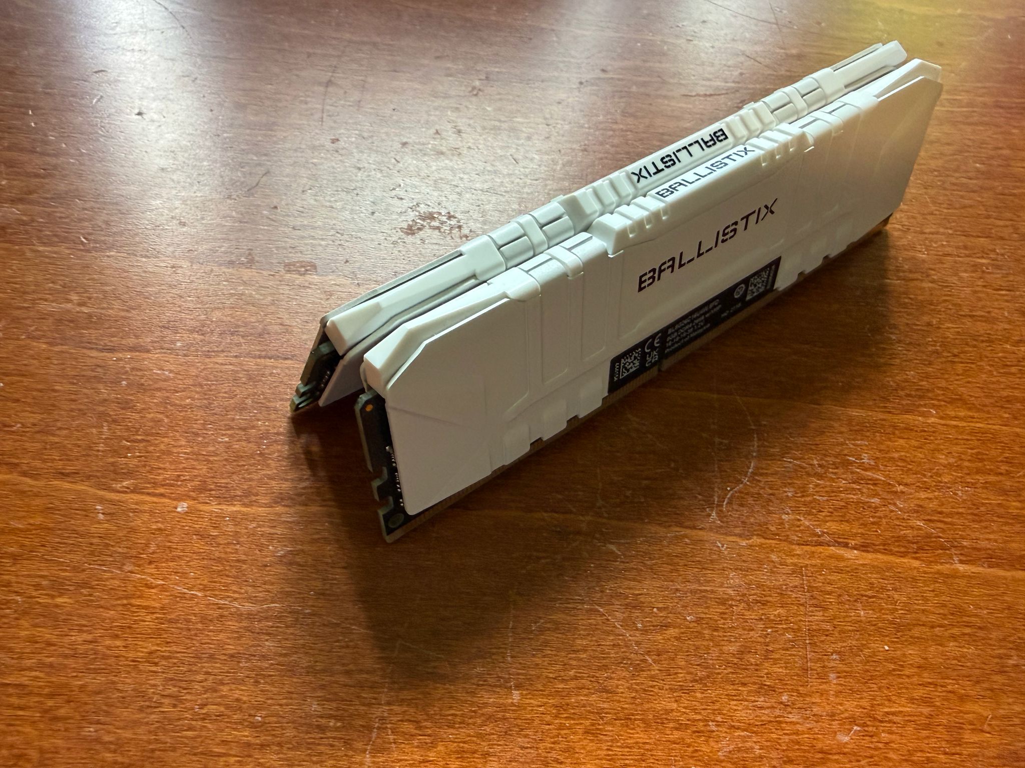 Crucial Ballistix 16 GB (2 x 8 GB) DDR4-2666 CL16 Memory