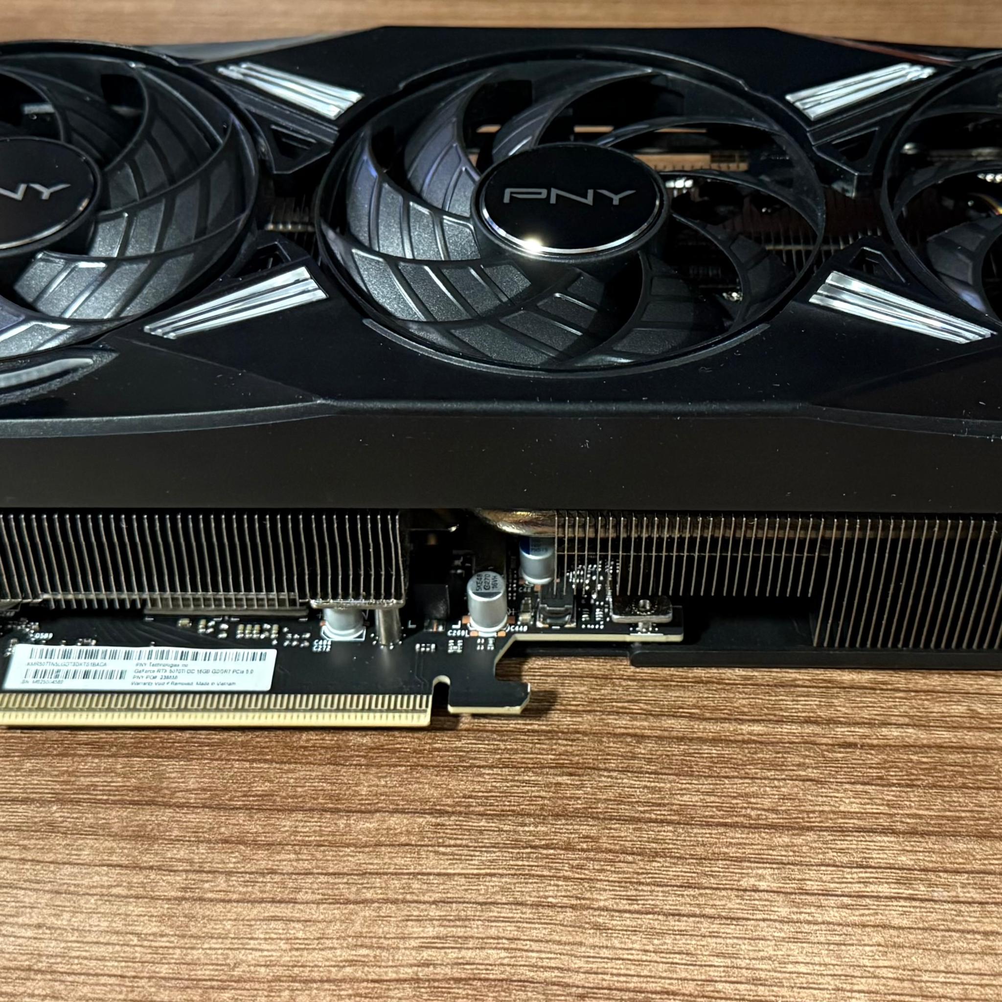 PNY Nvidia GeForce RTX 5070 ti OC