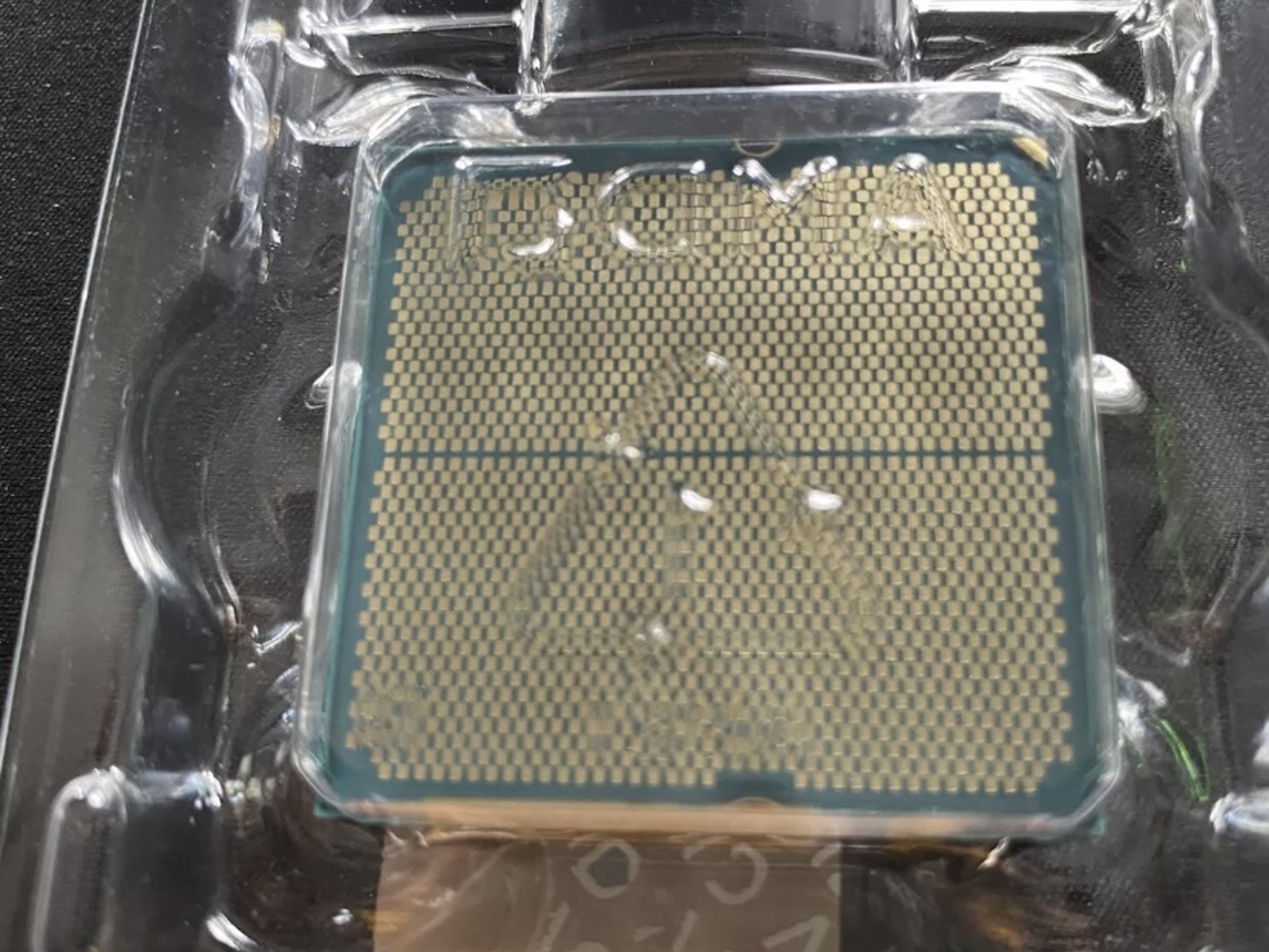AMD Ryzen 5 7600 Processor (5.1 GHz, 6 Cores, Socket AM5)(NO FAN, NO BOX)