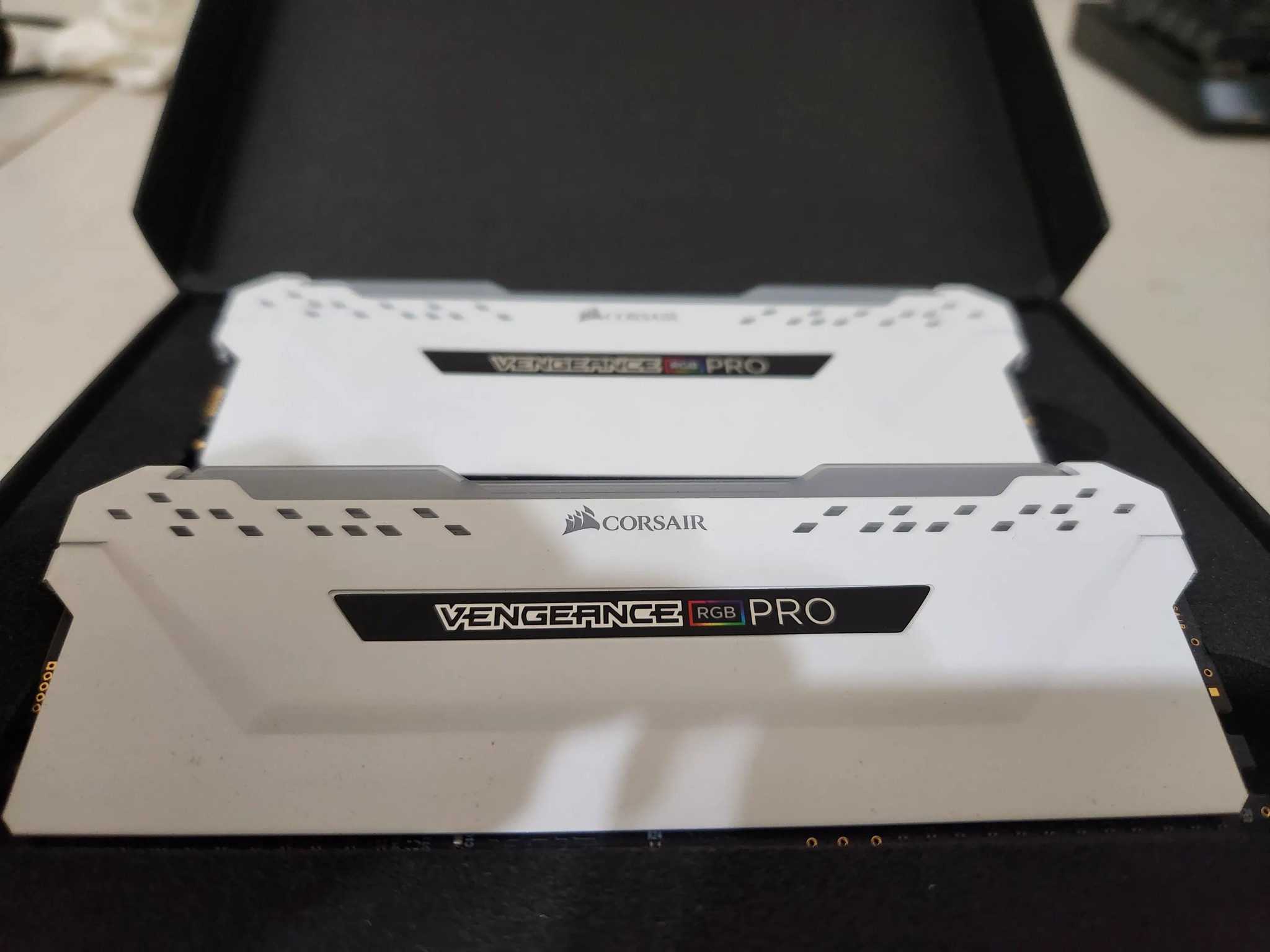 Corsair Vengeance RGB Pro DDR4-3200MT/s CL16 2x8GB Kit