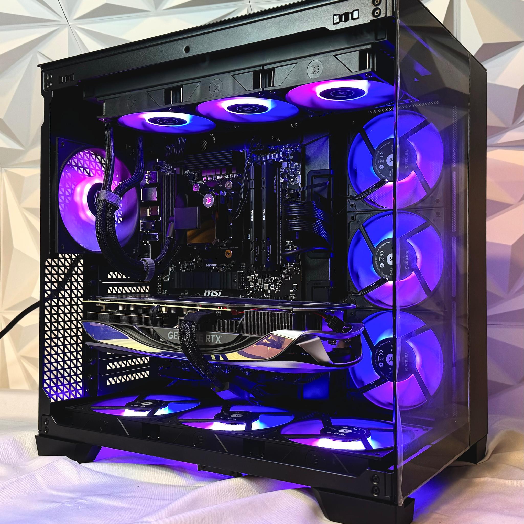 ⚫️🐰| Highend Gaming Pc | 7700x, 4070ti, 32gb, 1tb, free keyboard