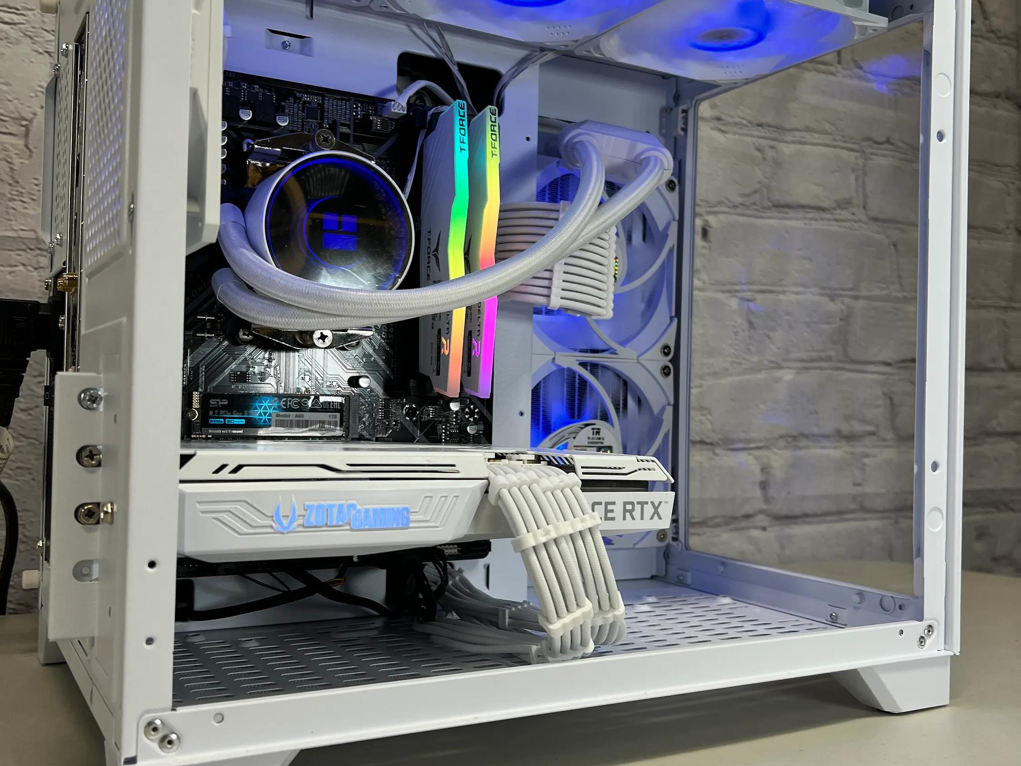Ryzen 5 5600X RTX 3070 16GB RAM 1TB M.2 Gaming PC