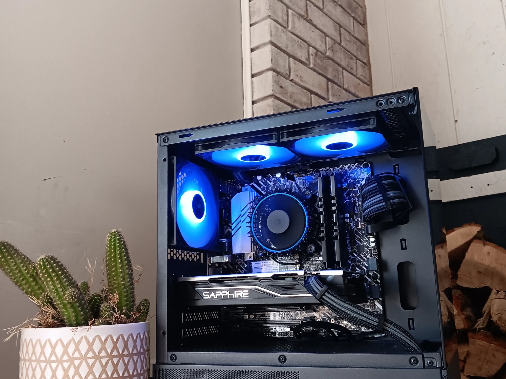💎Budget Aesthetics💎/Rx 580 8gb/Intel i3-12100f/16gb ddr4 3200mhz/1tb nvme/