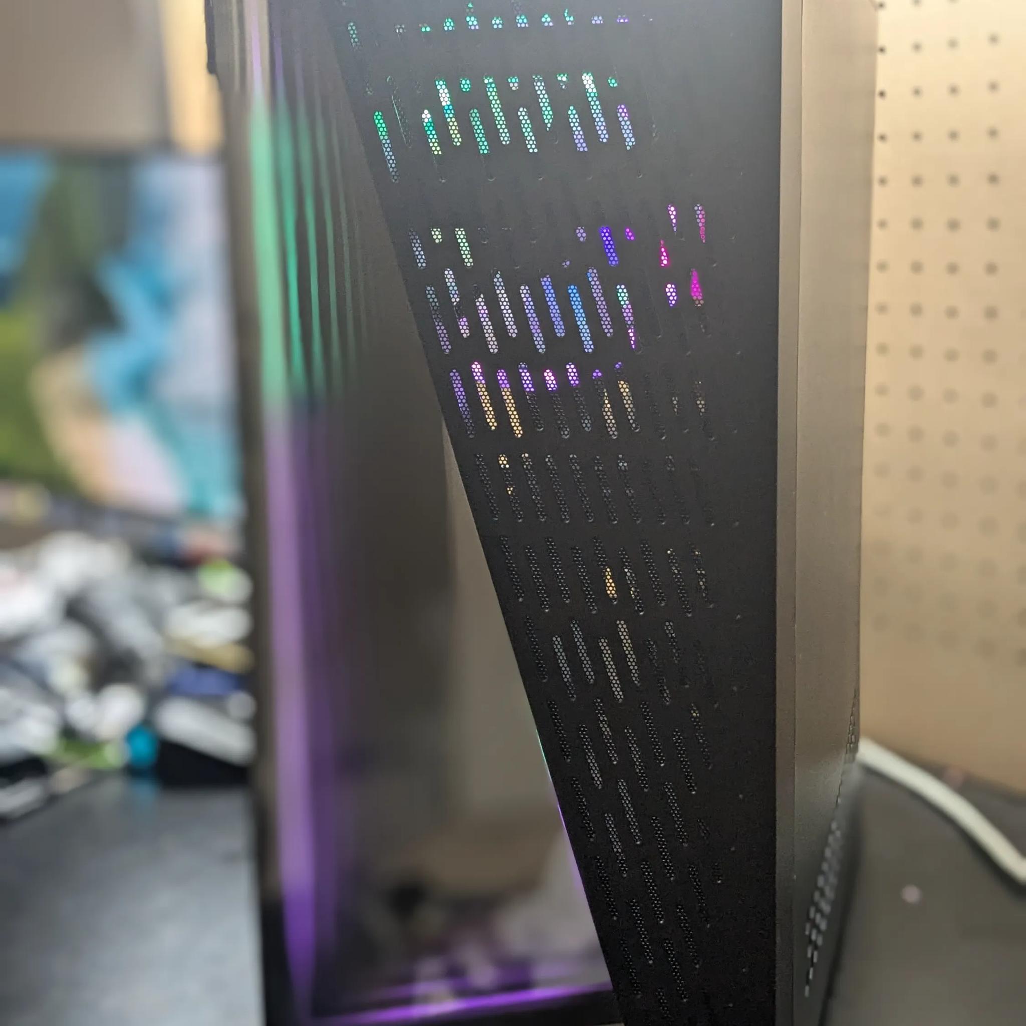 100 FPS Fortnite | 180 Day Warranty | i5-4590 , 16GB RAM, 480GB SSD, RX 570 4GB, RGB, Wifi, Win10