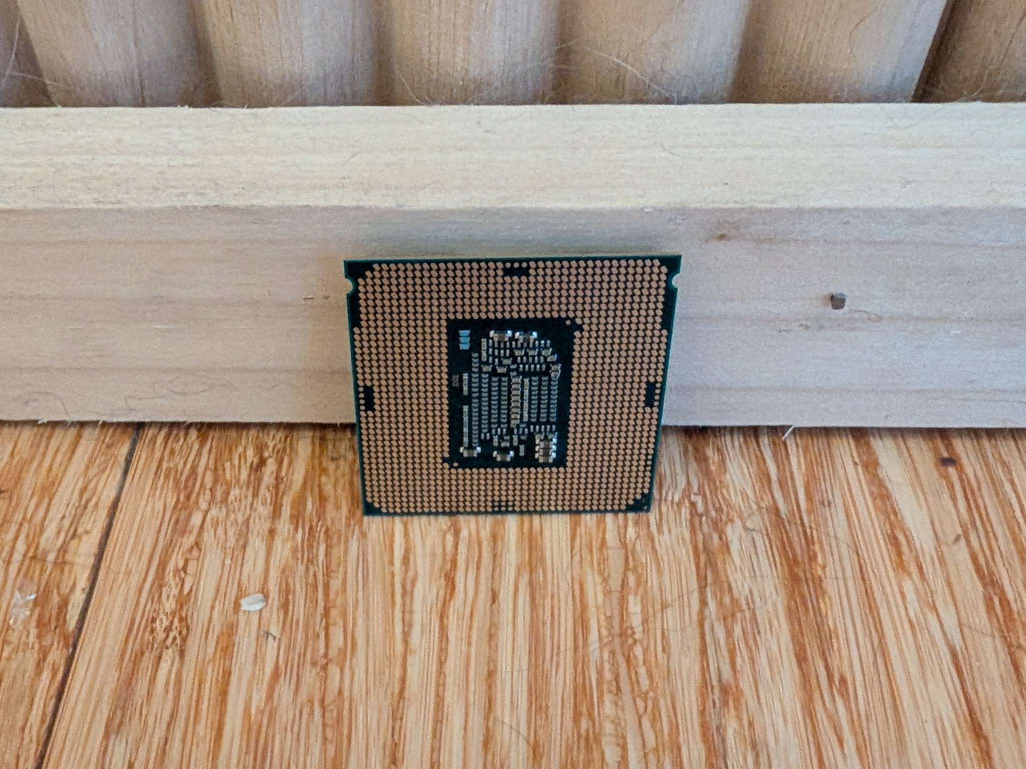 Intel Core i3-8100