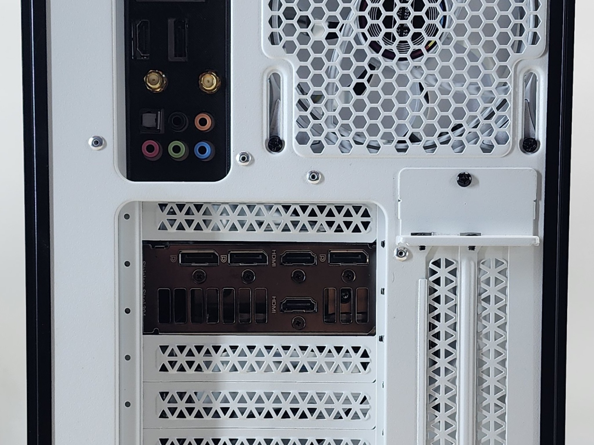 Gaming PC Ryzen 7 5700X 16GB RAM 1TB SSD RTX 3070 8GB Windows 11 Computer