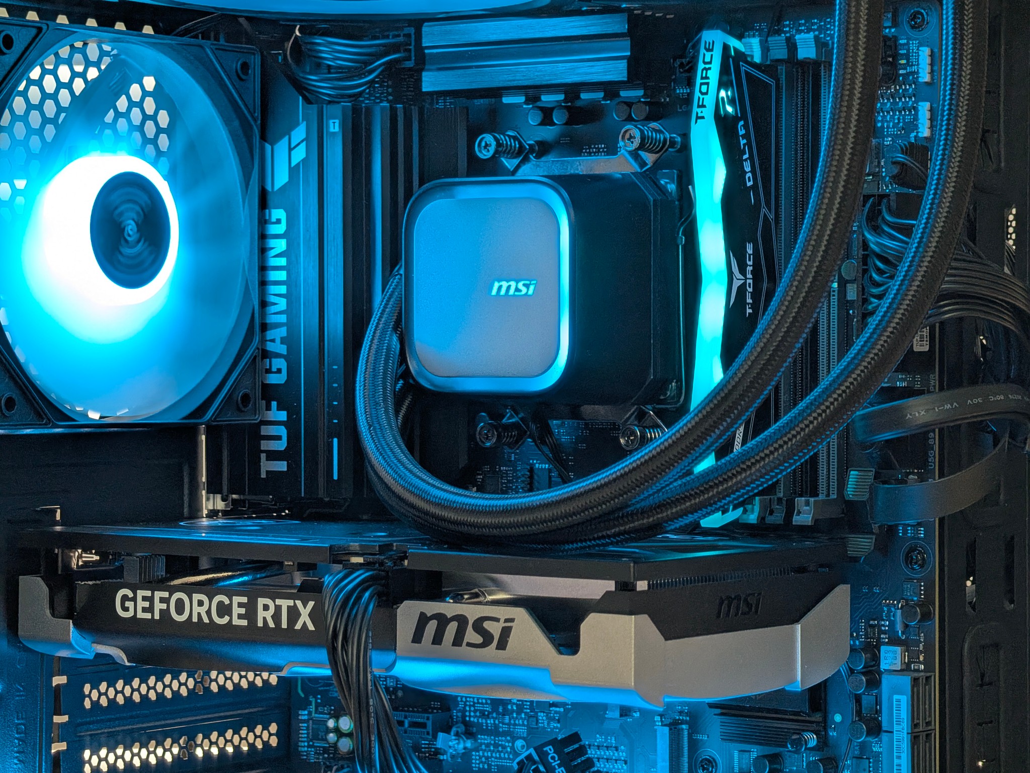 💙🖤Ryzen 5 9600x | RTX 5060Ti | 1TB SSD | Gaming PC🖤💙