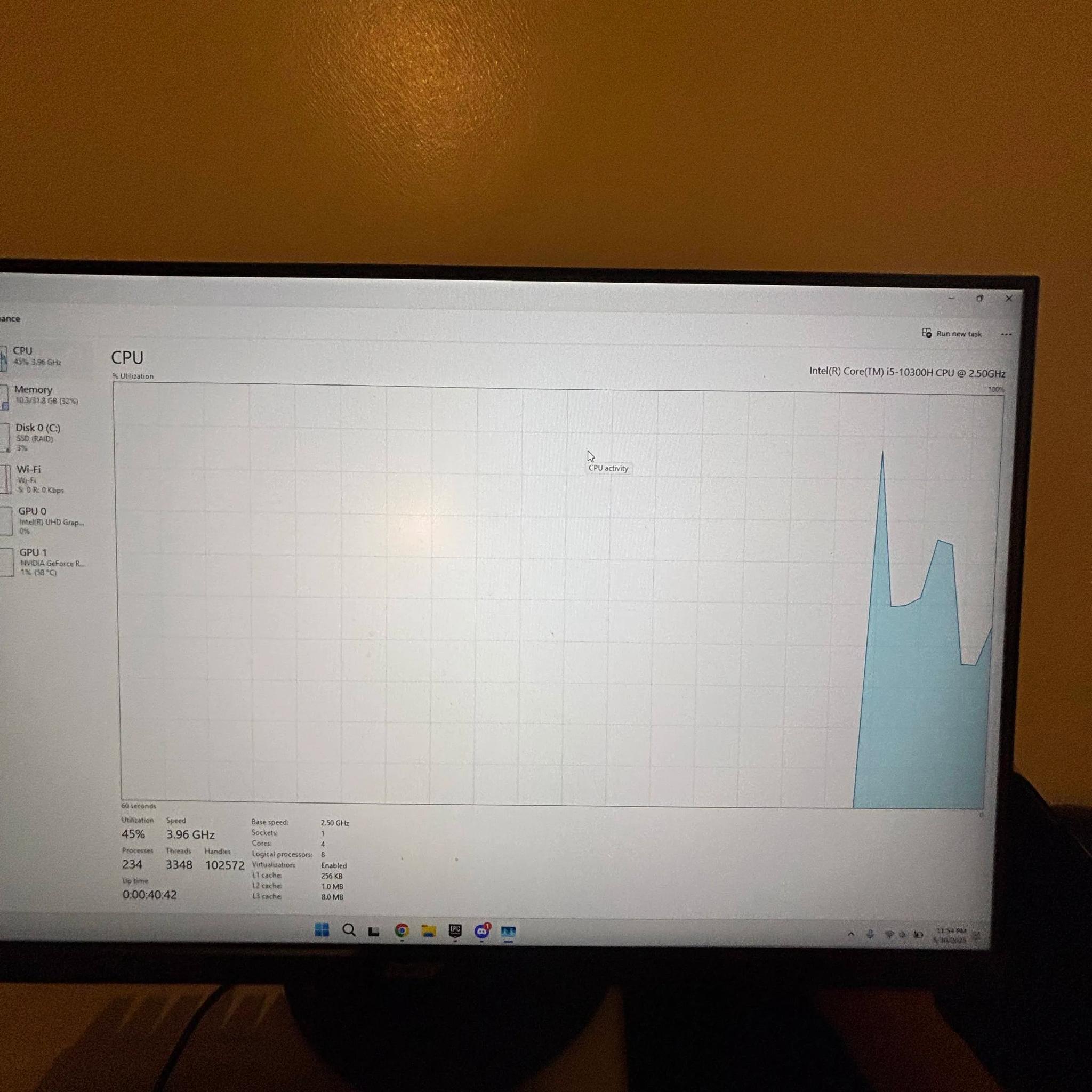 Acer nitro 5 (I5 10300H) (32gb of ram) (NVIDIA GeForce RTX 3050)