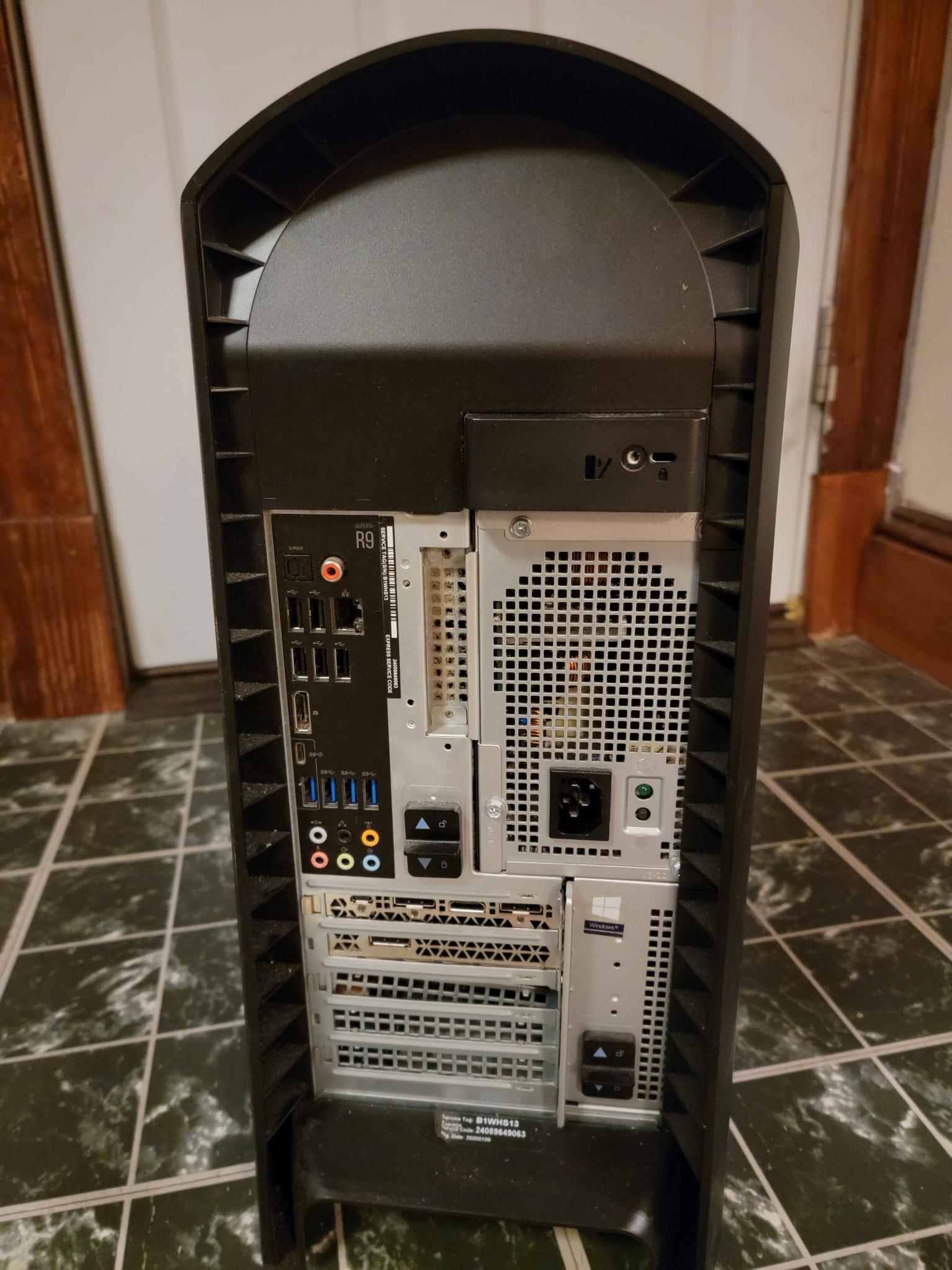 Used Alienware Aurora R9