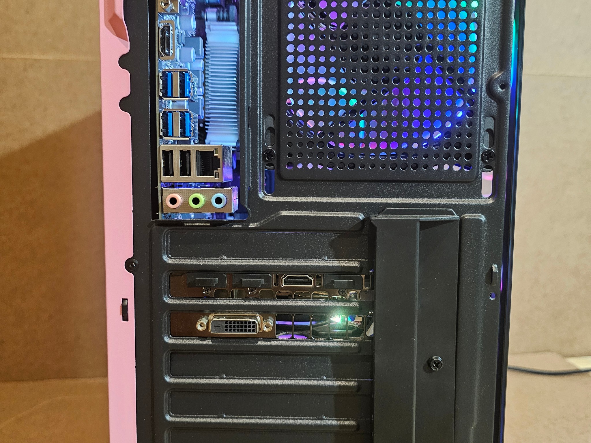 Custom Gaming Computer - R5 - GTX 1080 Ti - 16GB - 256GB SSD - 2TB HDD