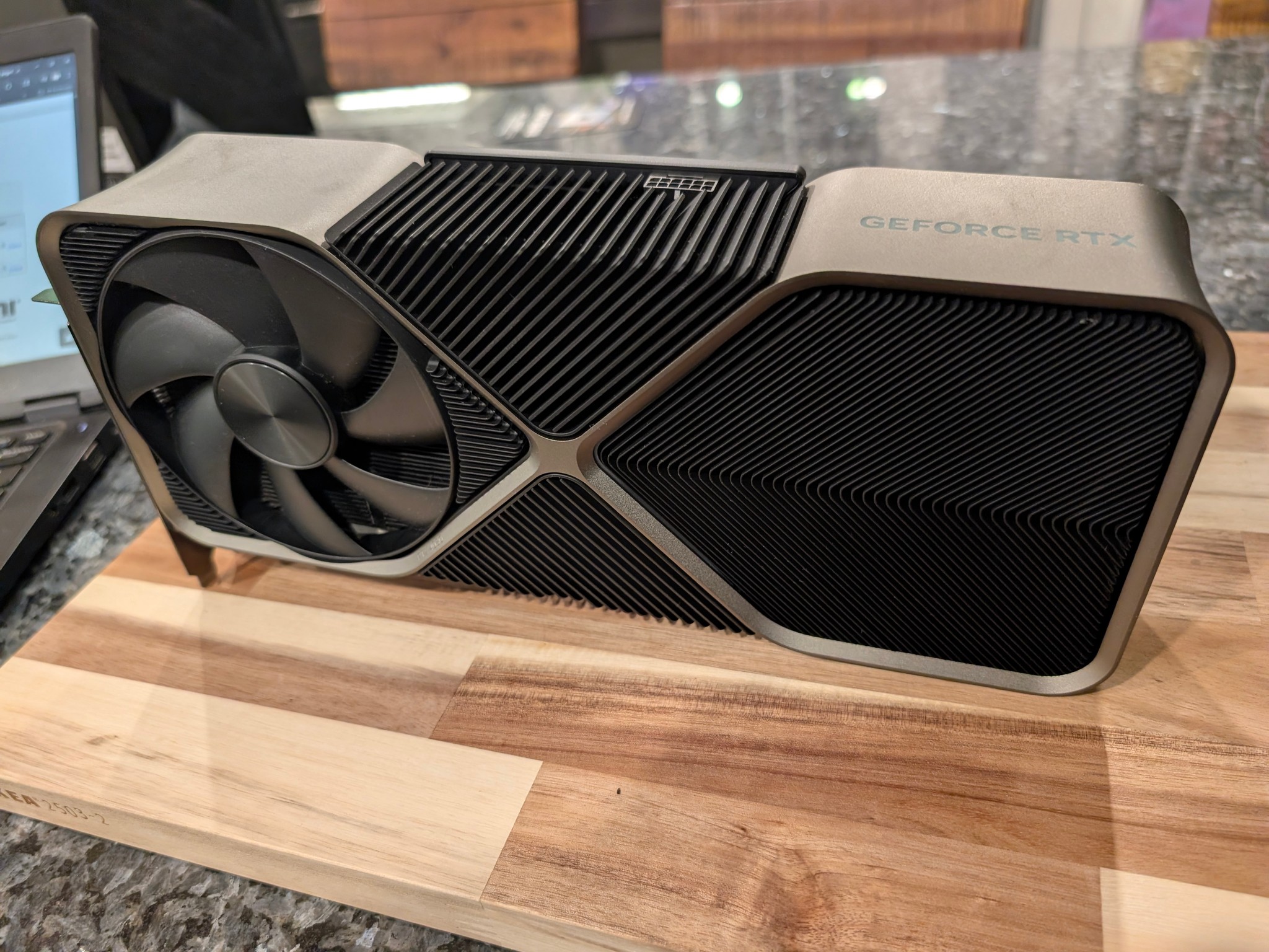 NVIDIA GeForce RTX 4080 16Gb Founders Edition