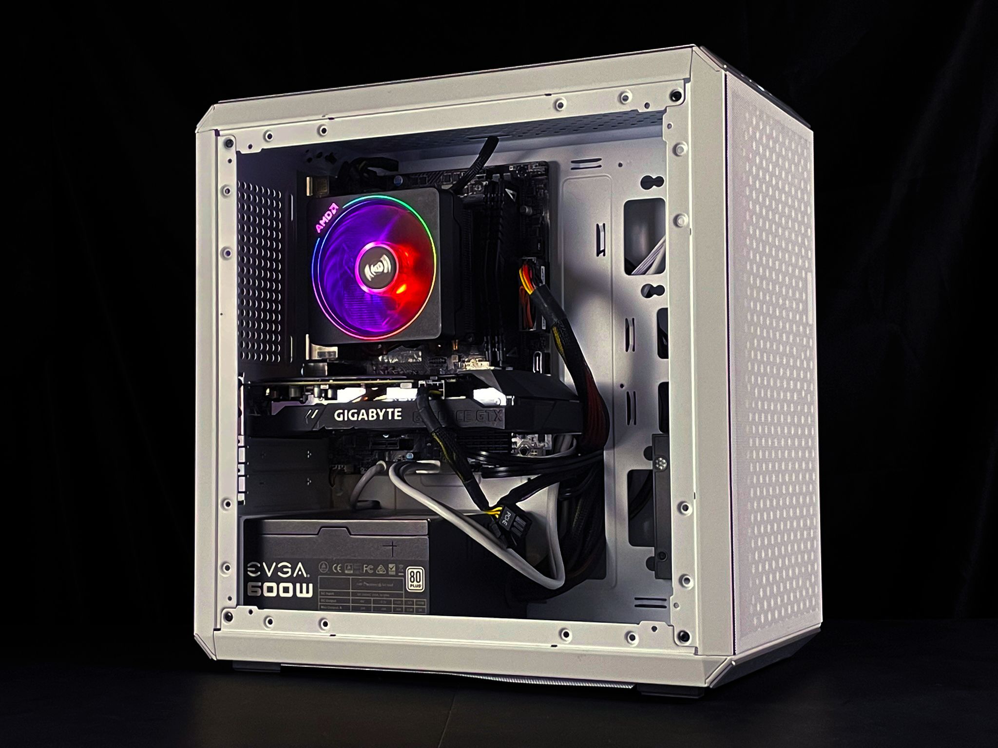 🧊 CUBE Gaming PC | GTX 1660 OC | Ryzen 7 3700x | 16GB RAM | 240GB SSD + 2TB HDD | WiFi and Bluetooth