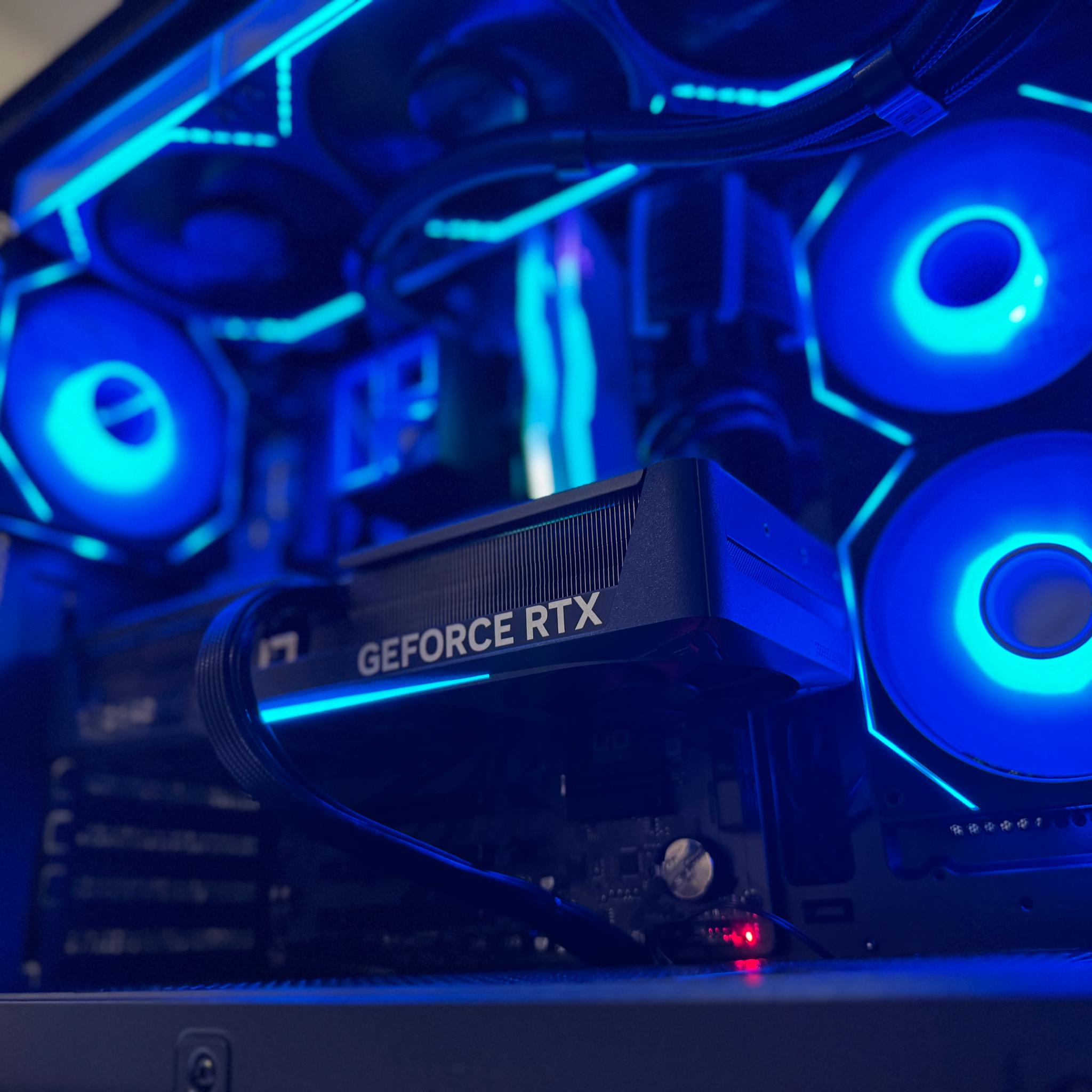 NEW RTX 5070 GAMING PC
