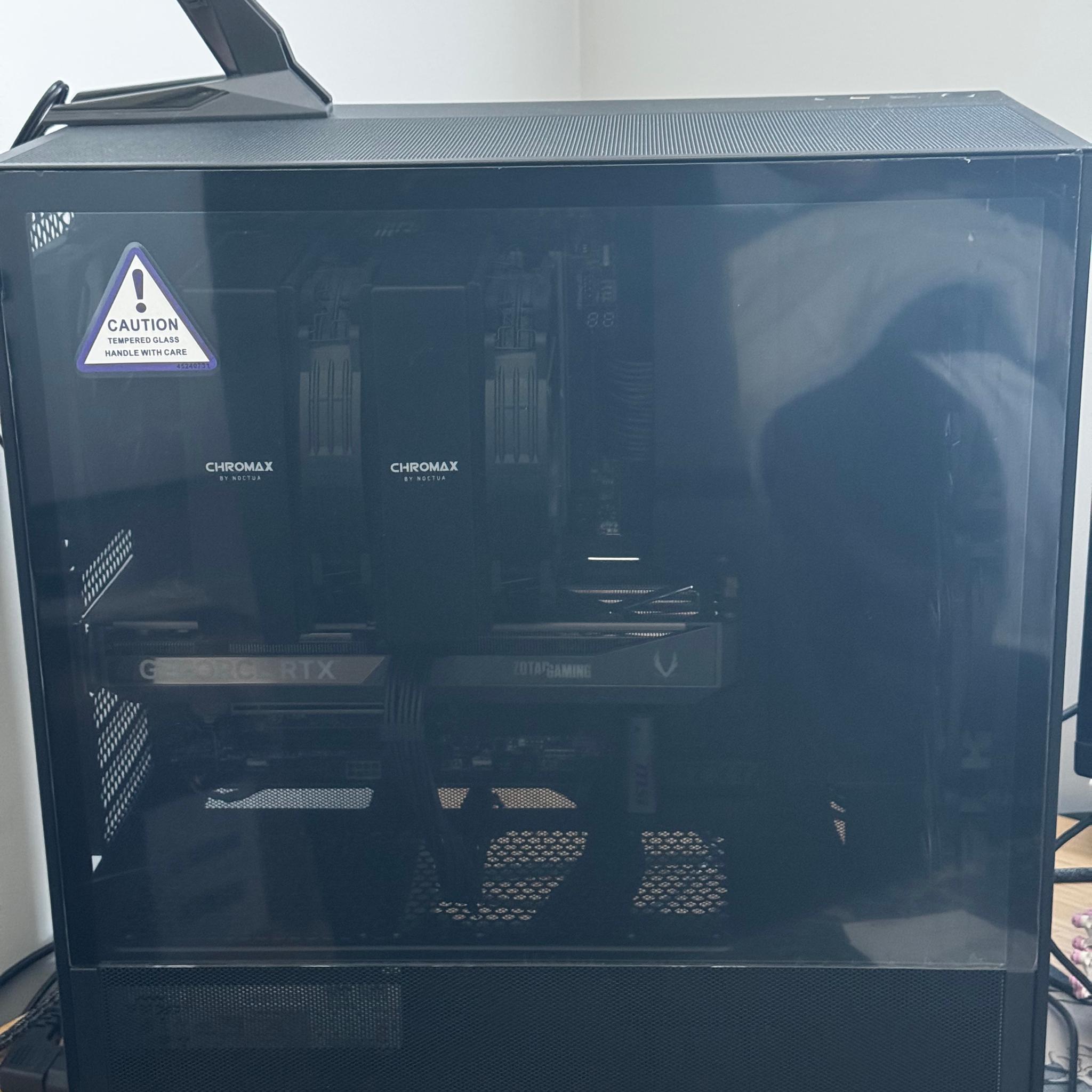 GeForce RTX 5070 Custom Gaming PC - Ryzen 7 9700X, 32GB RAM, 1TB NVMe SSD