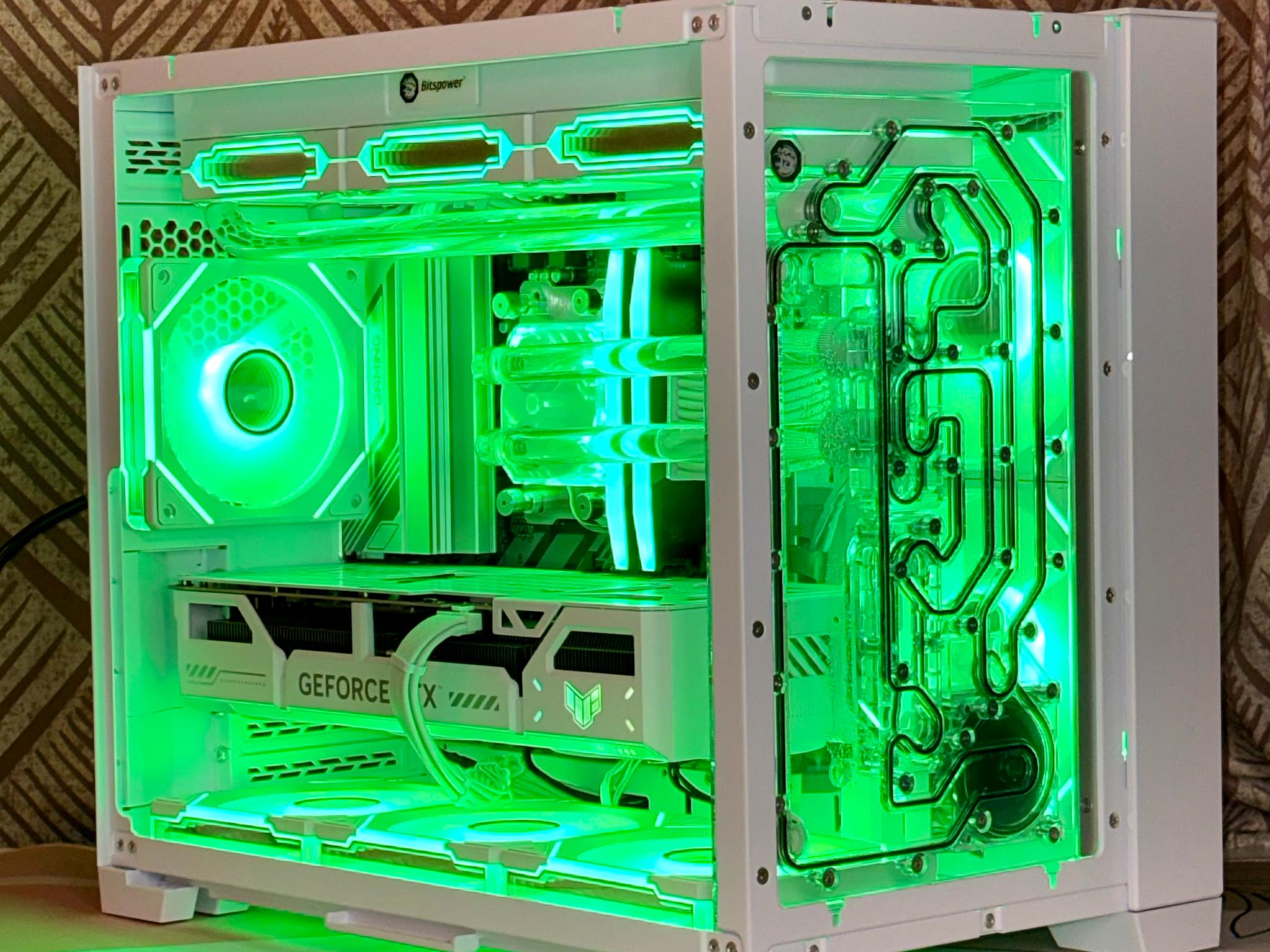 Ryzen 5 9600X + RTX 5070 Ti | Frost Byte | Custom Loop Gaming PC