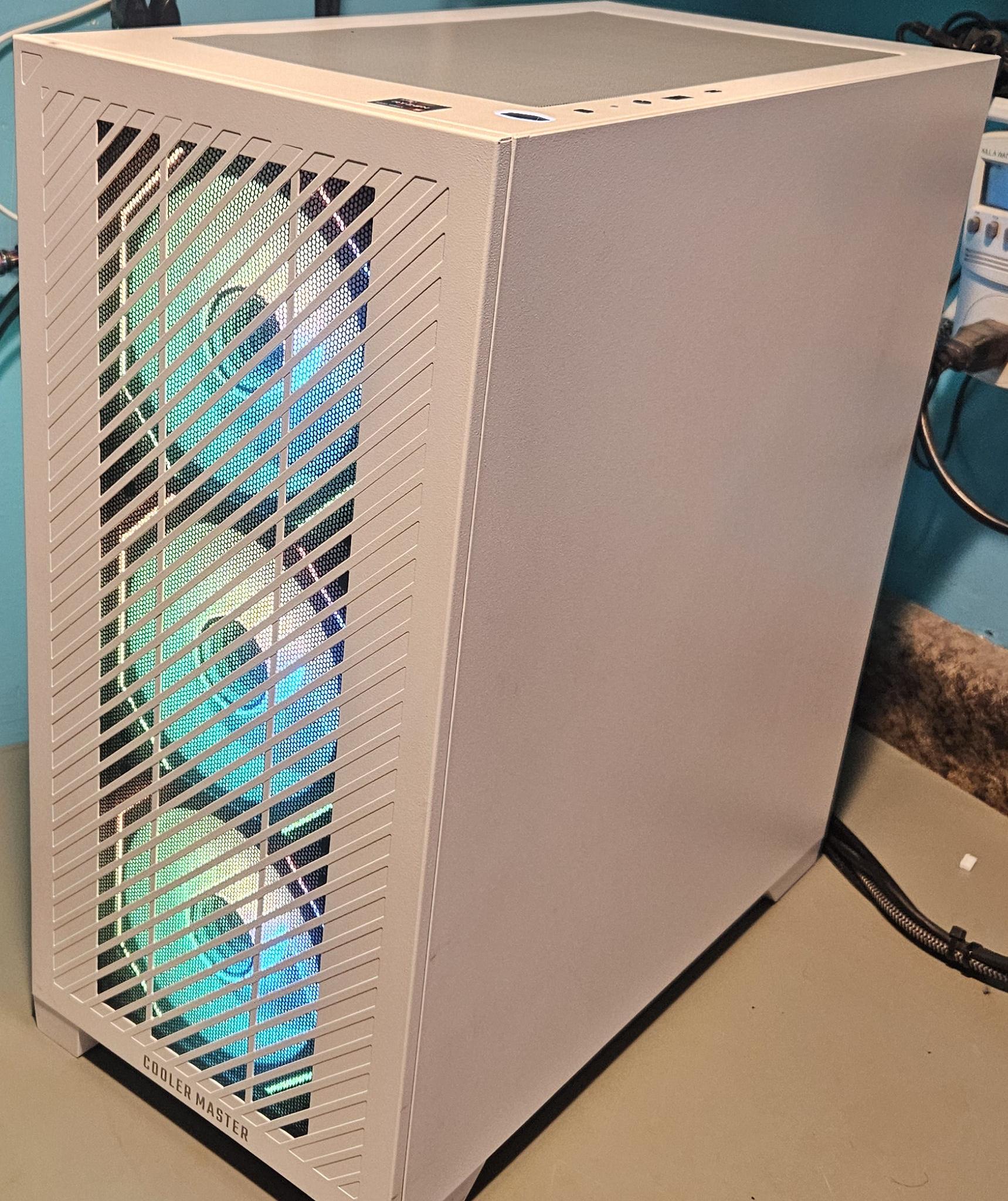 Cooler Master Elite 301 Ryzen 5500/RX 5500/32gig DDR4