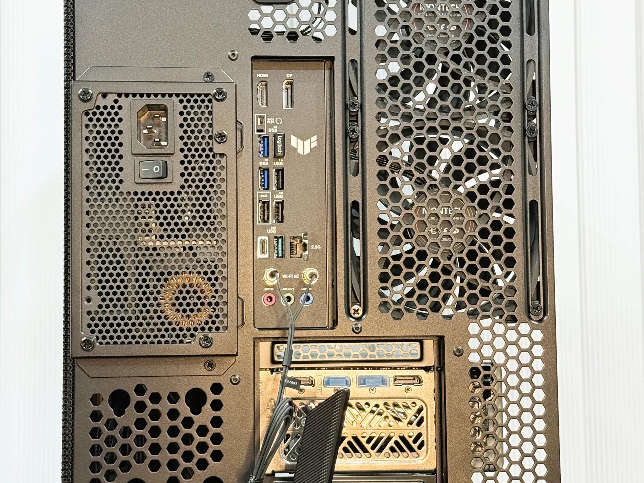 NITRO+ | Ryzen 7 9800X3D | RX 9070 XT | 32GB DDR5 | 2TB SSD | 850w Gold