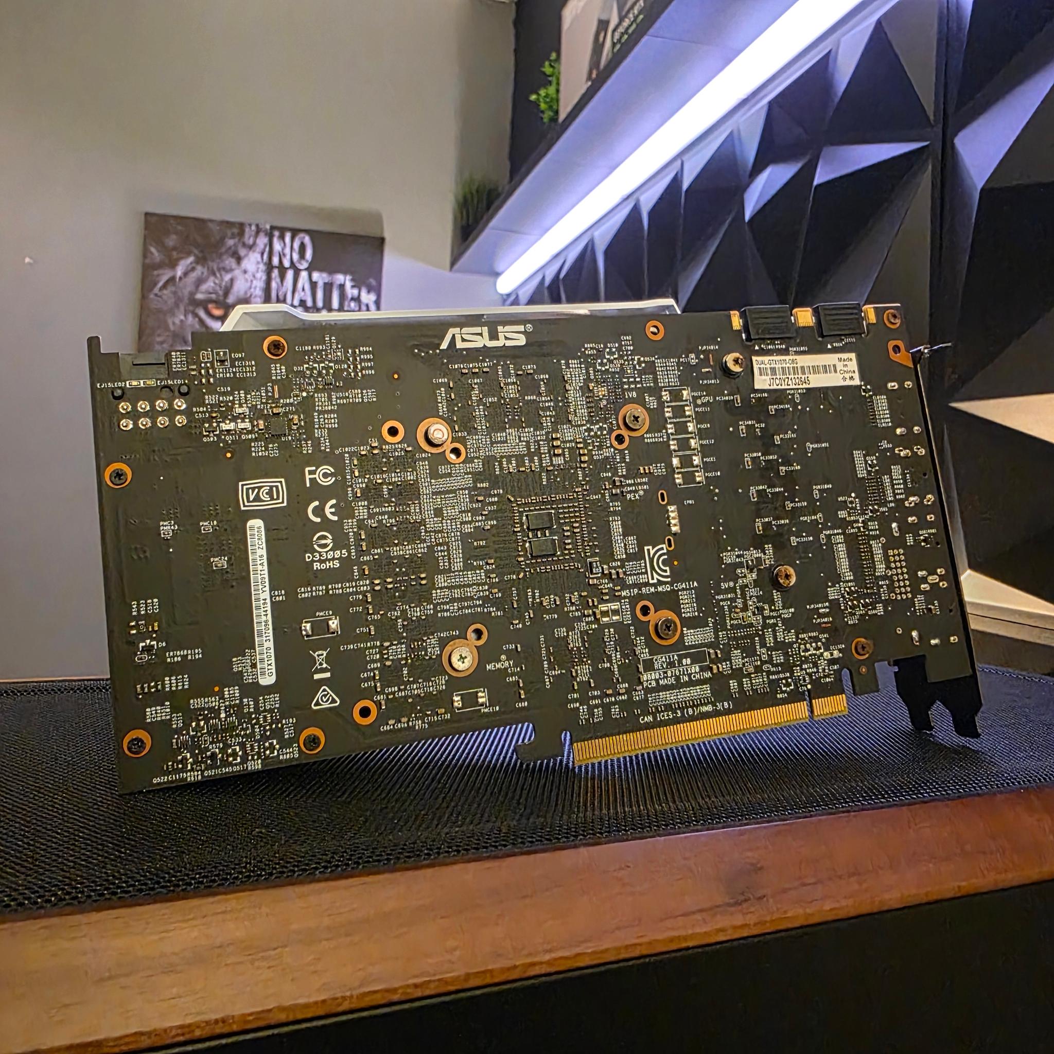 ASUS GTX 1070 8 GB