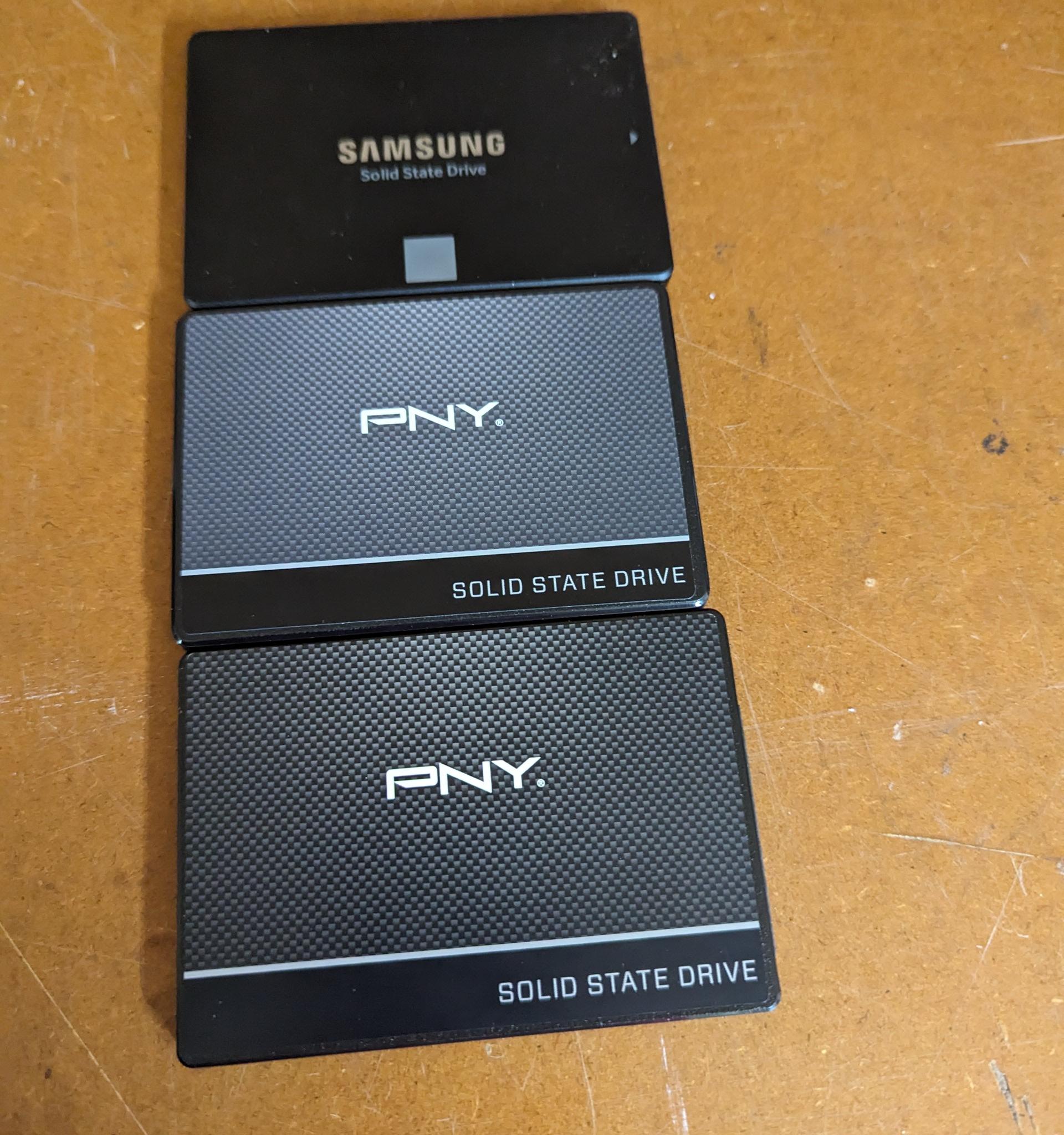 3x 2.5 ssd