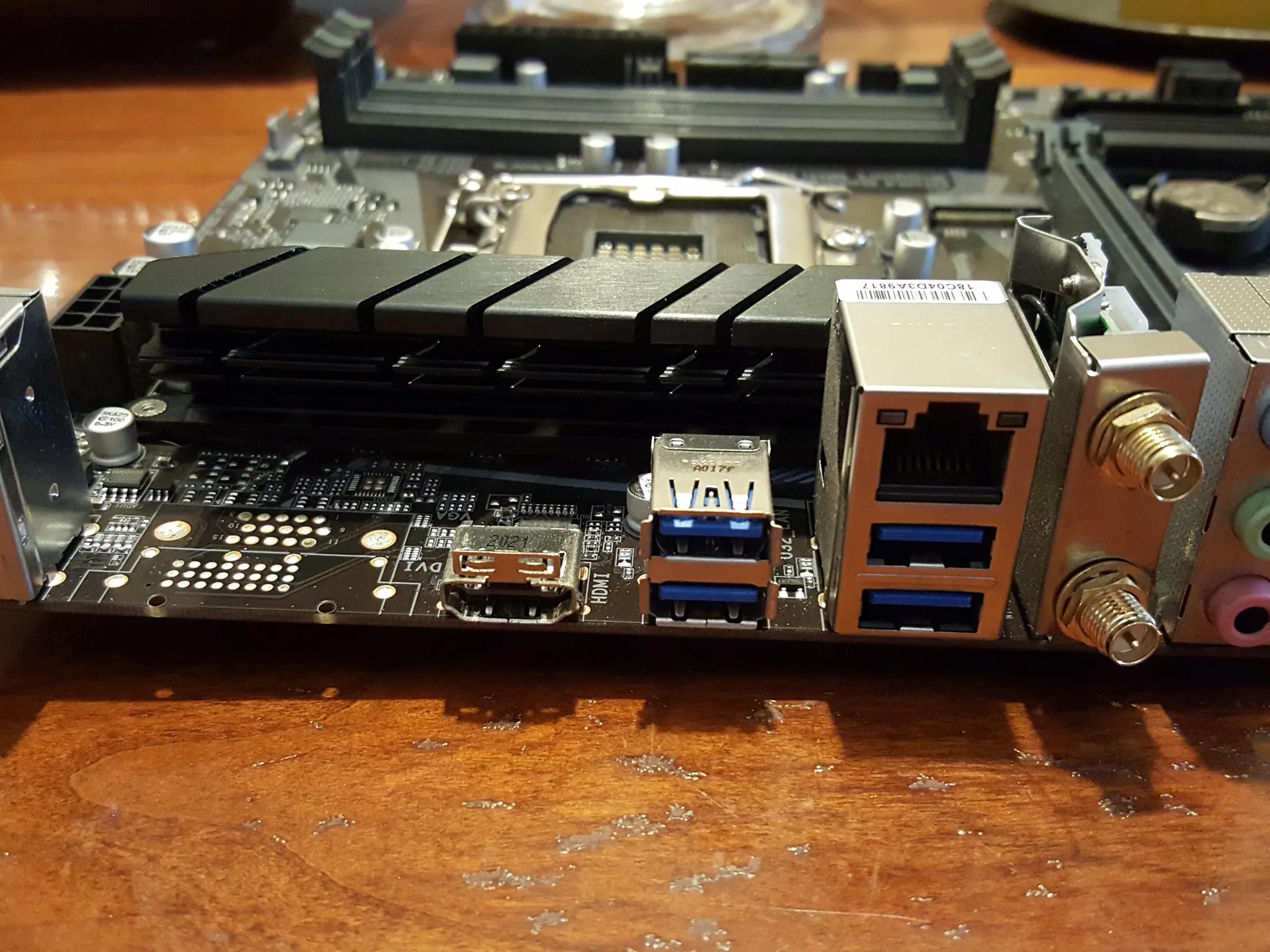 GIGABYTE B460M DS3H AC MOTHERBOARD, LGA 1200 with WI-FI