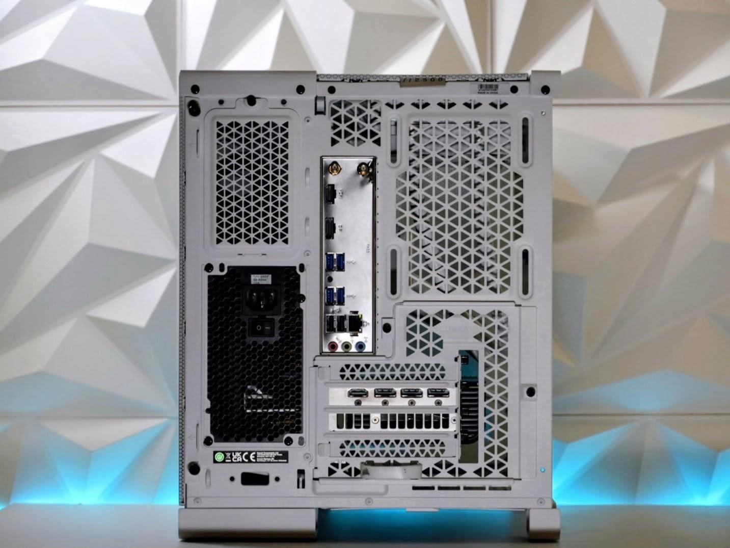 Liquid Cooled Gaming PC | RTX 5070 / Ryzen 8400F / 32GB DDR5 / 1TB NVMe / Wi-Fi