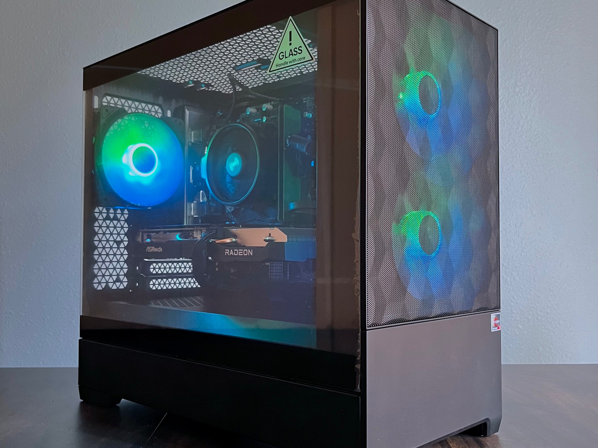 Aurora | AMD Ryzen 5 5600 | RX 6600 | 16GB RAM | 1TB SSD | Windows 11 Home