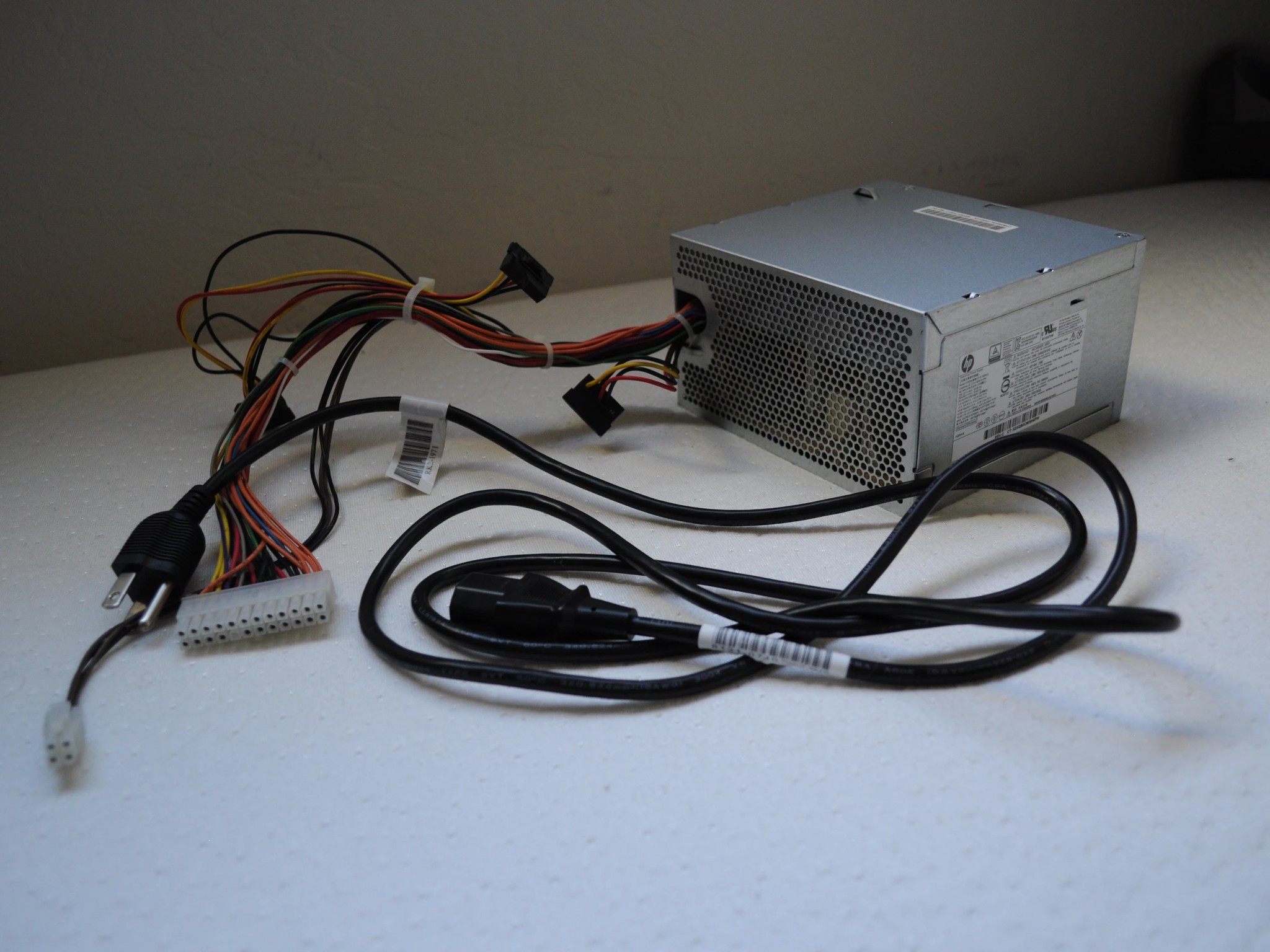 HP 180W ATX power supply from HP 280 G1 MT