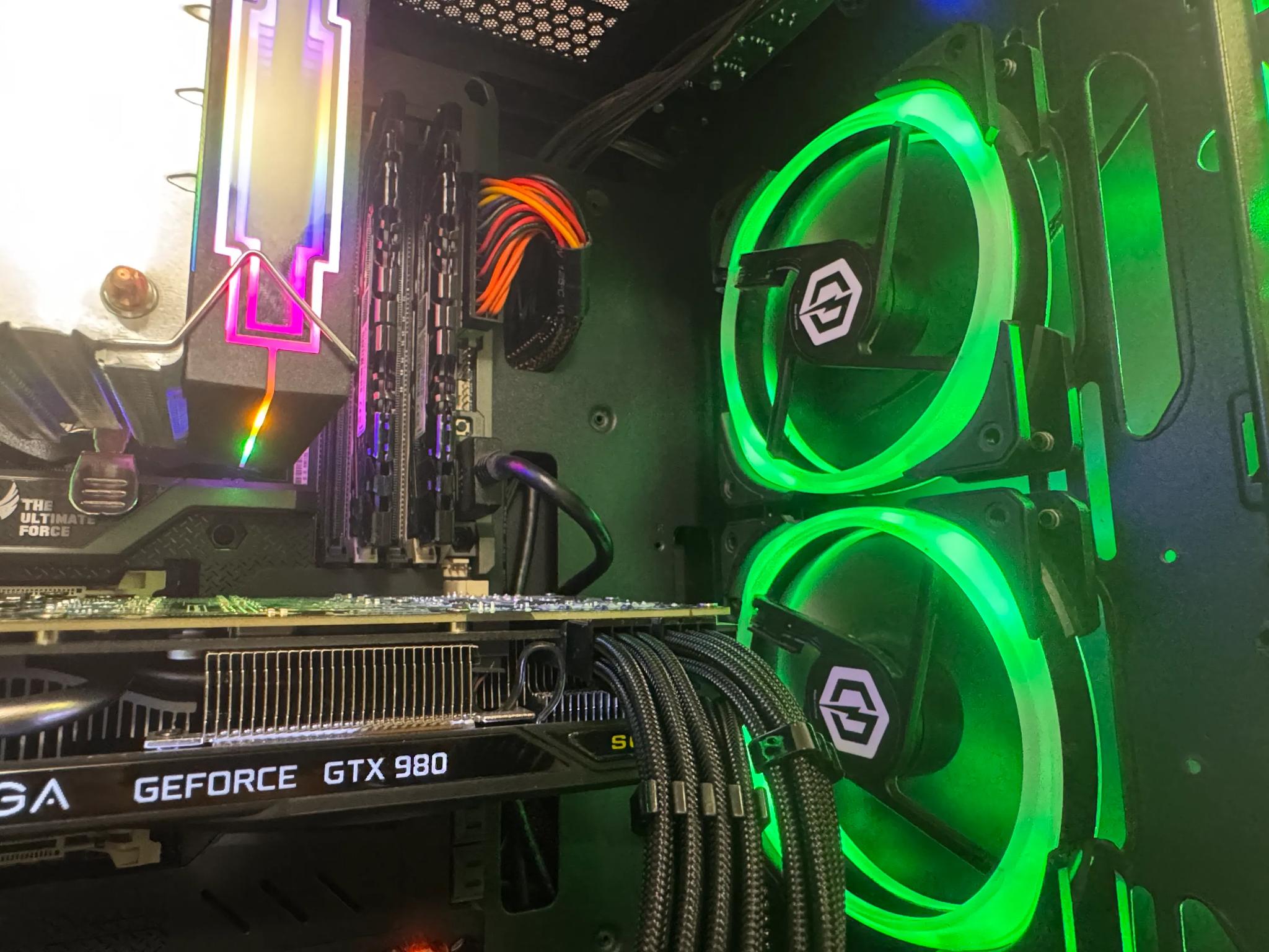 Gaming PC | i7 + GTX 980 | 16GB RAM | 500GB SSD | WIFI + BT