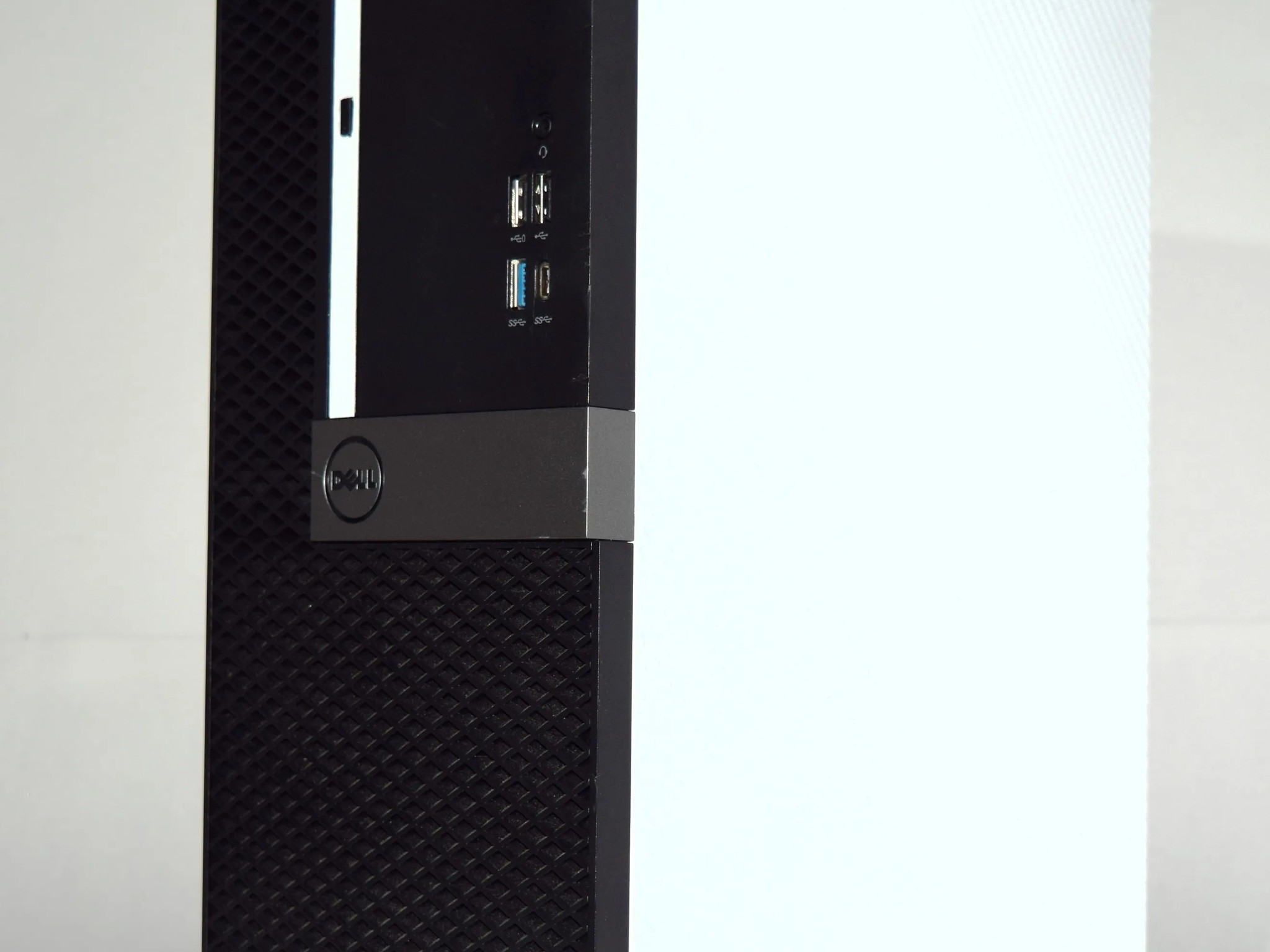 Custom E-sports Gaming PC - Dell Optiplex 7050 - i7-7700 - GTX 1650 (LP) 4GB VRAM - 16 GB DDR4 Ram