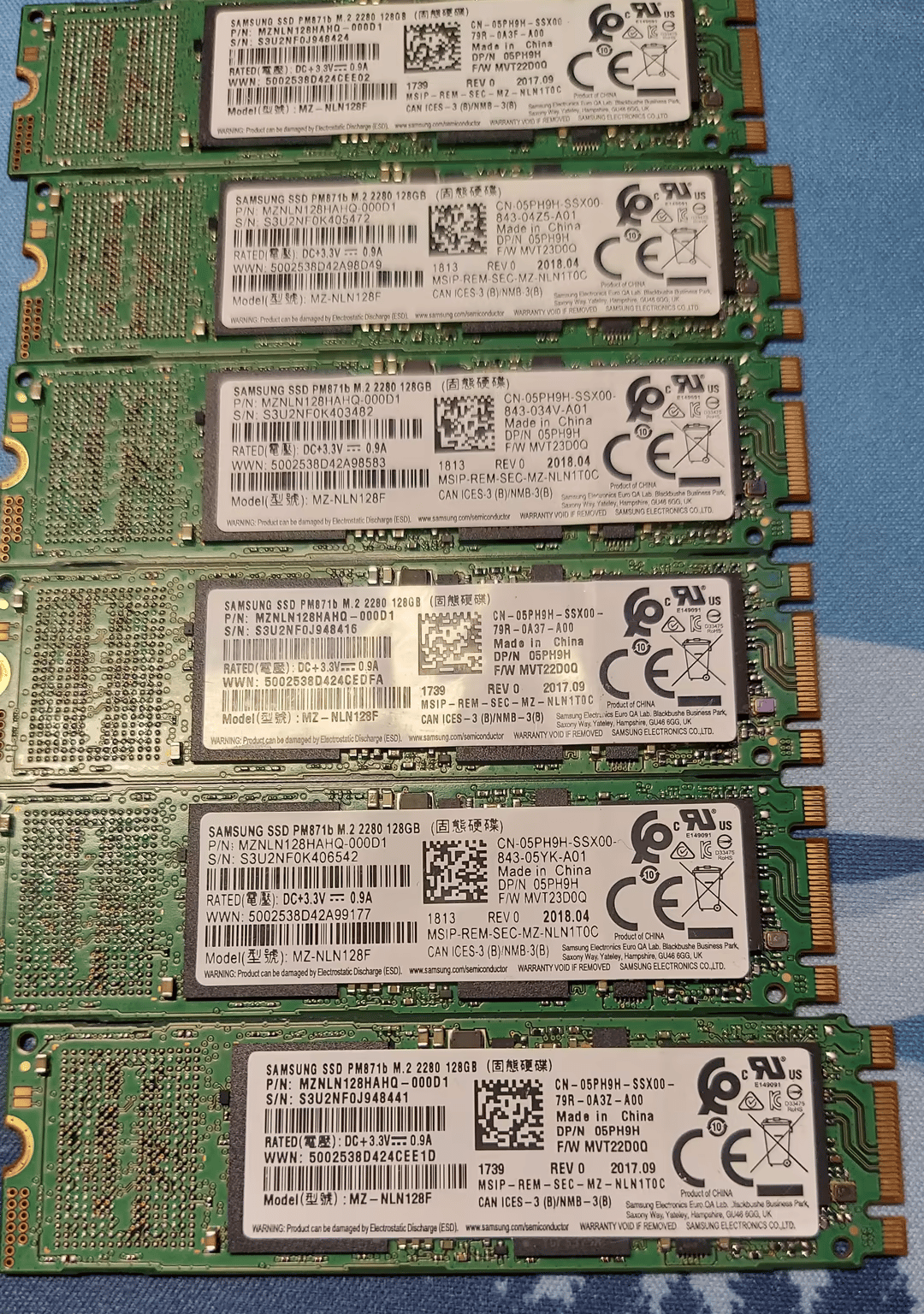 6x 128GB SSD M.2 SATA - SAMSUNG