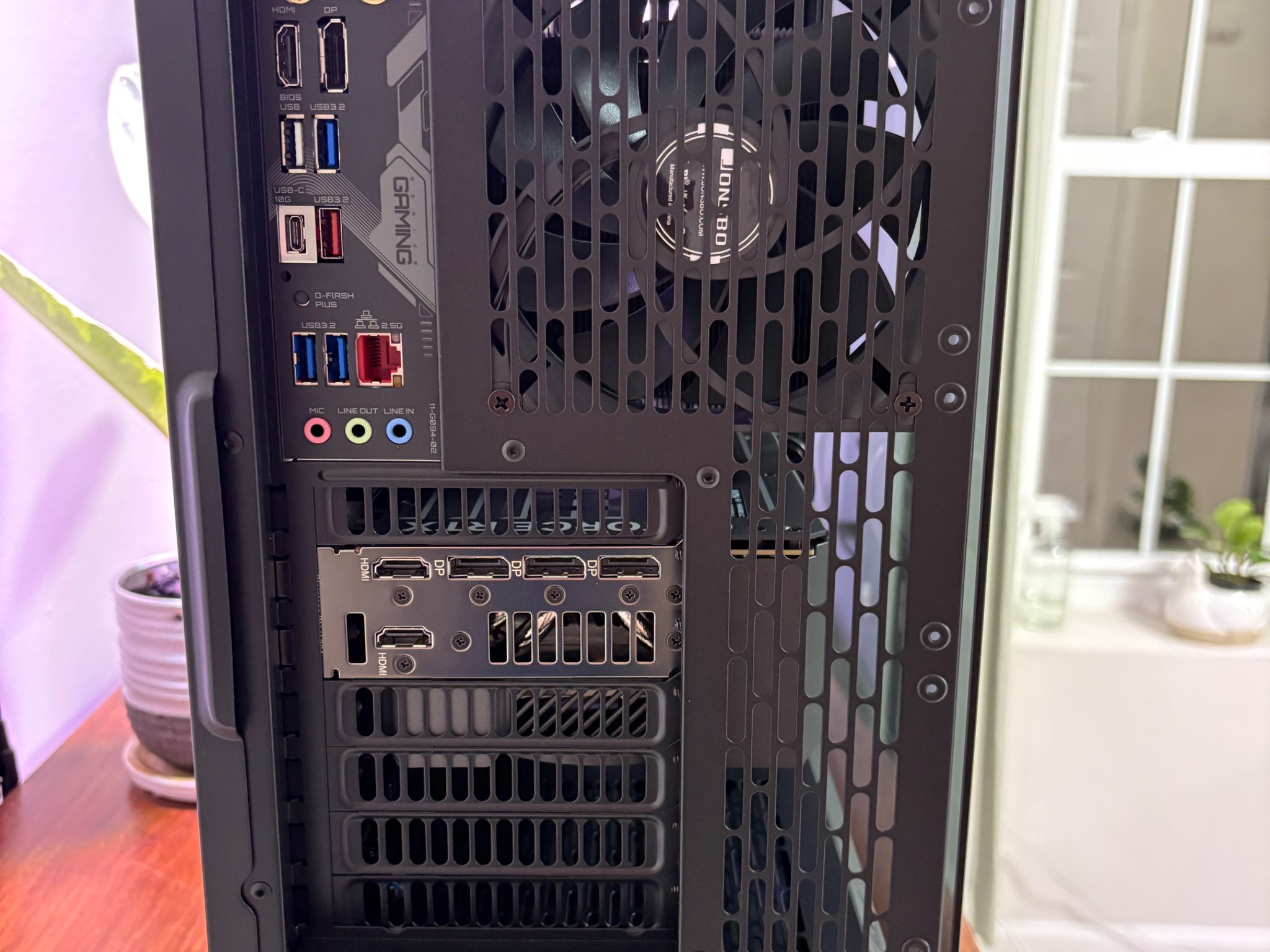 Ryzen 7 9700x/RTX 5080 Gaming Build