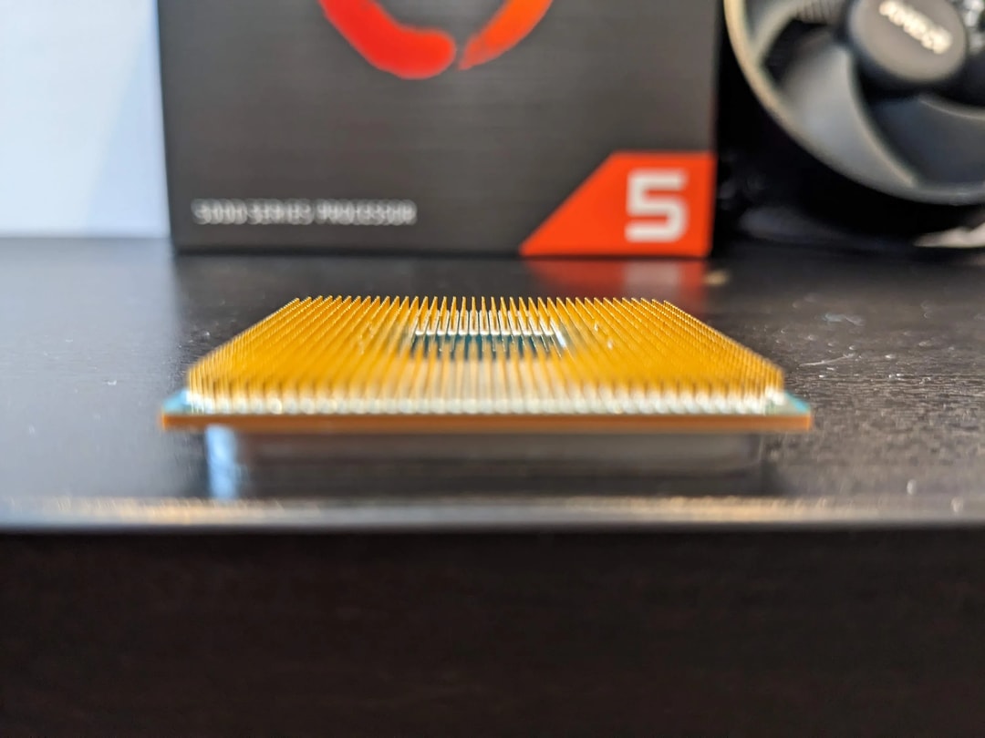 Ryzen 5 5600X + MSI B450 Tomahawk Motherboard + 32GB DDR4 RAM (2