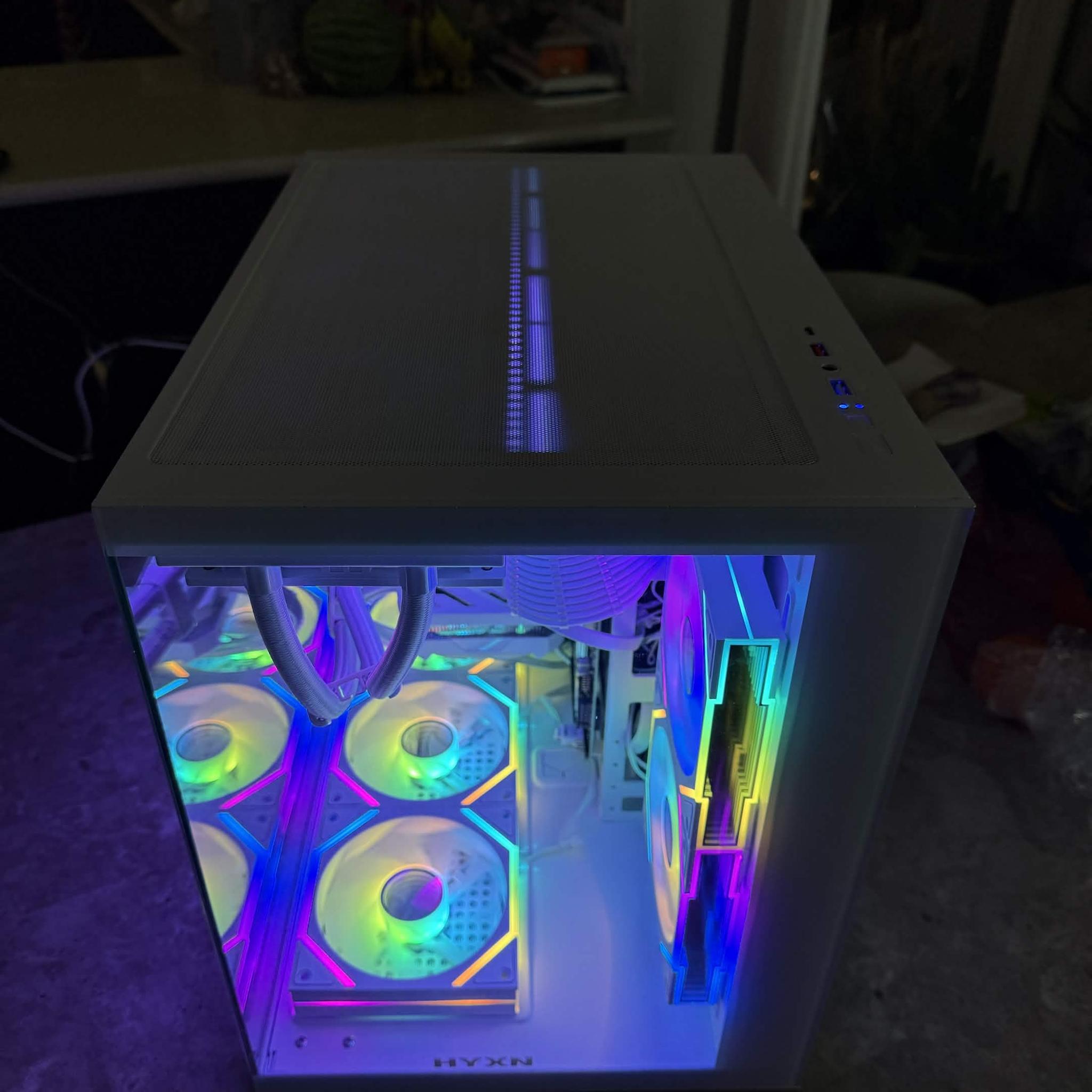 ❄️ Clean White RTX 4060 Build ❄️ i7-13700KF • DDR5 • 1TB NVMe • AIO Cooled
