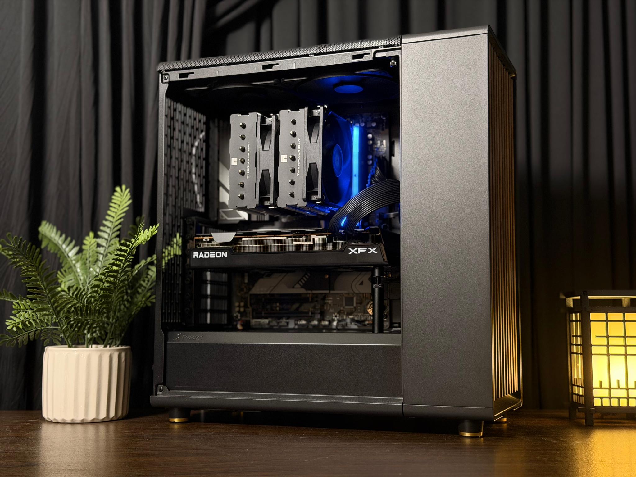 Minimalist PC | Ryzen 7 9700X / 64GB 6000MHz Memory / RX 7800XT / 2TB NVME SSD / 1TB HDD