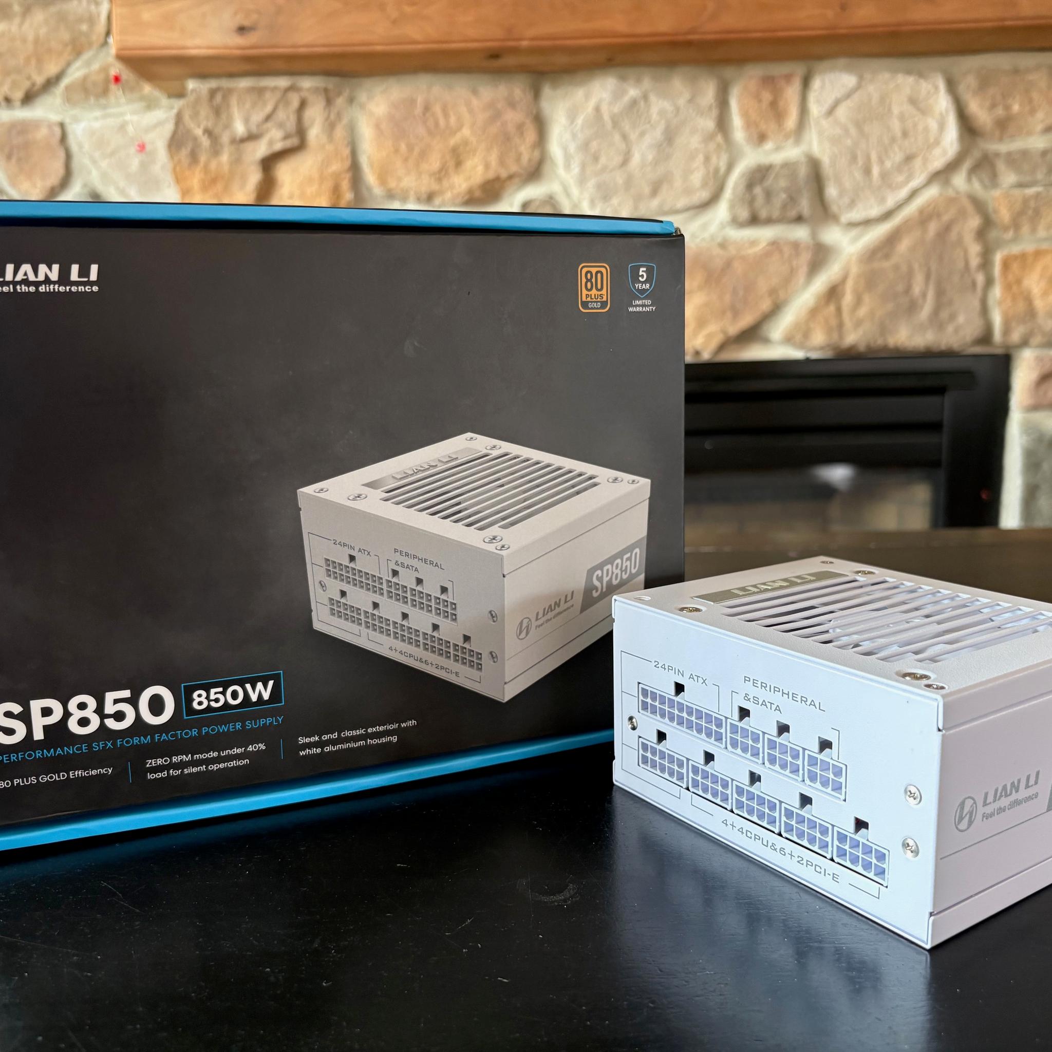 LIAN LI SP850 80+ Gold 850W SFX fully modular power supply - White