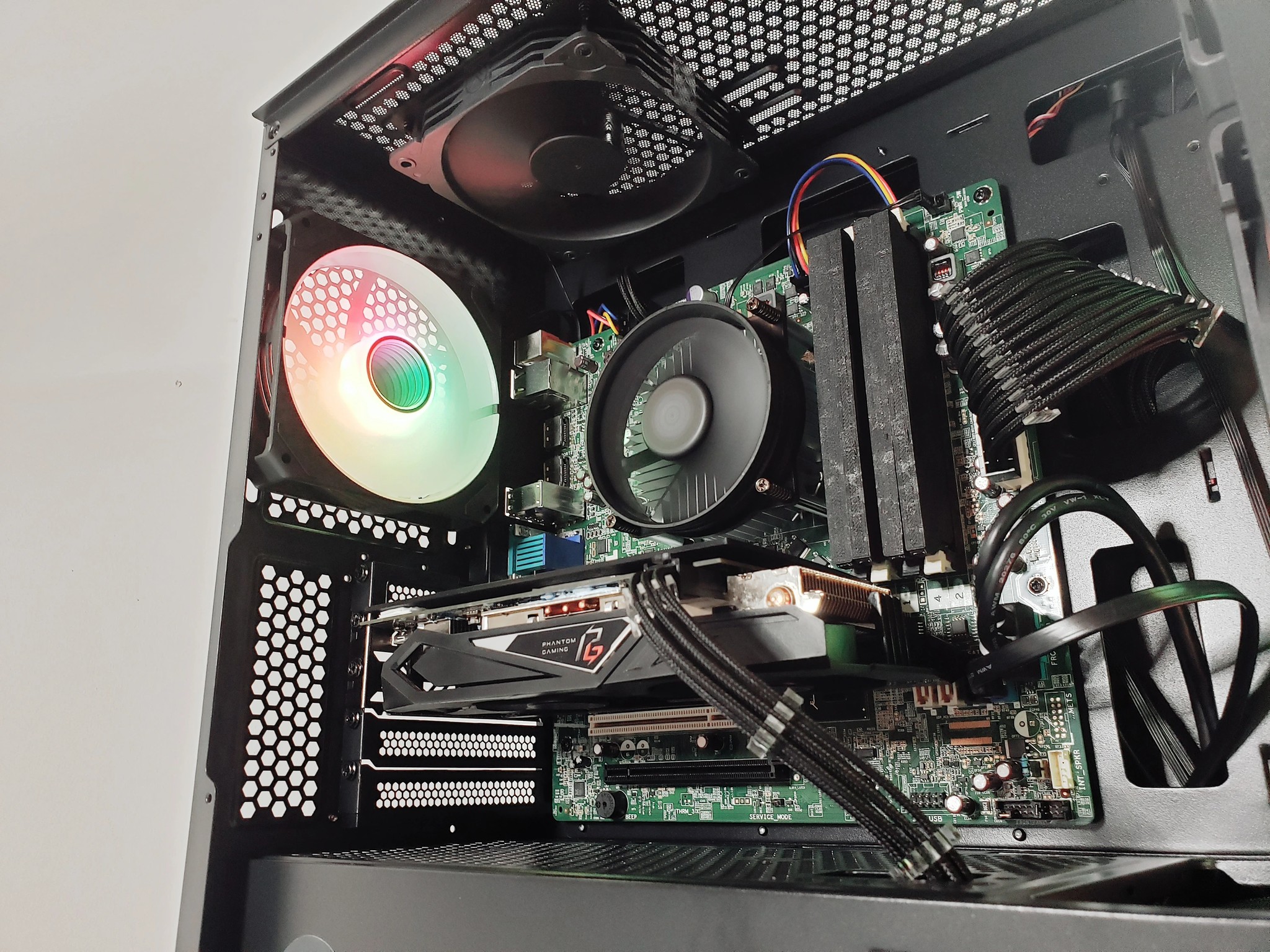 🚨 Budget Gaming PC | ⚙️RX570 | Custom RGB ✨ |