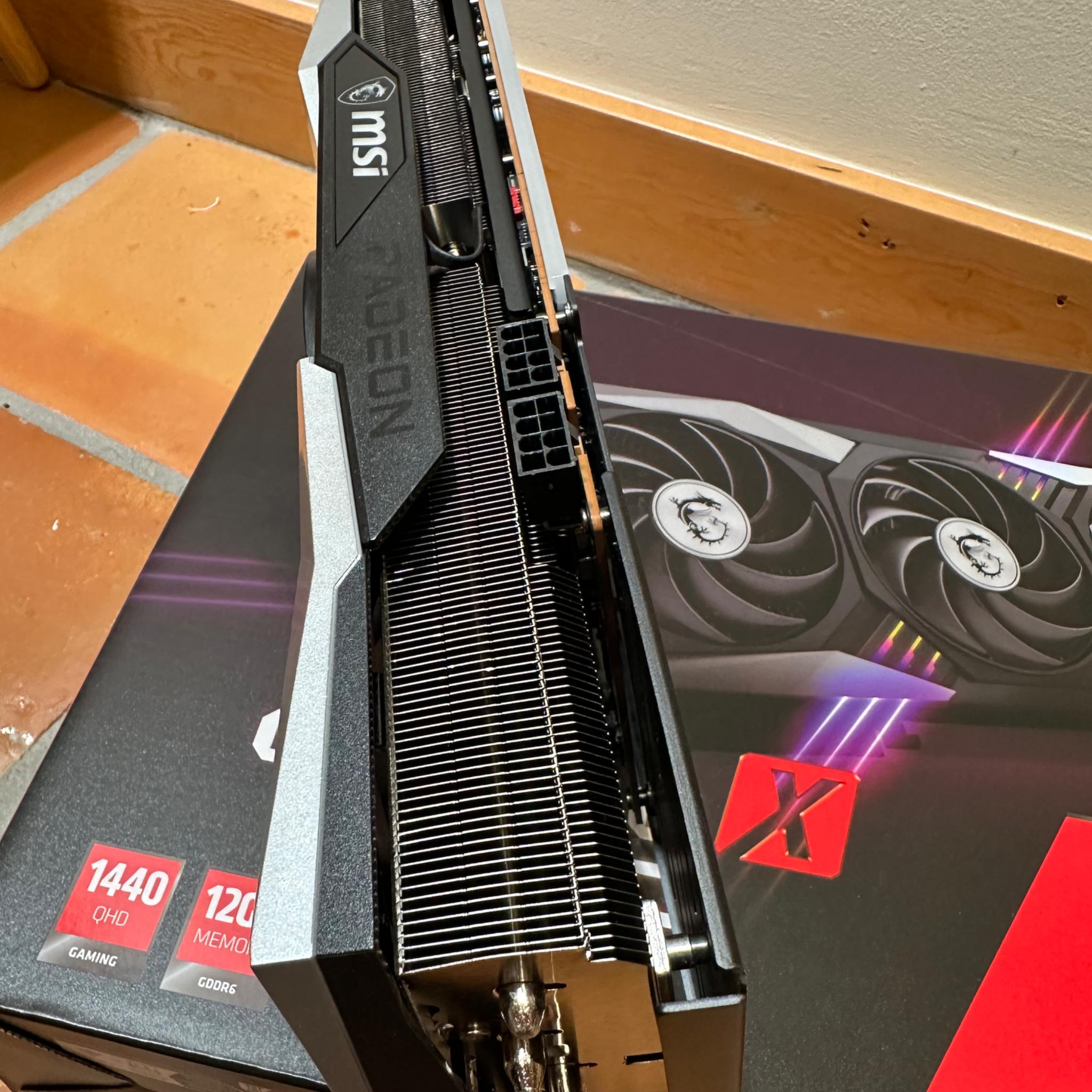 MSI RX 6750XT gaming trio X 12gb