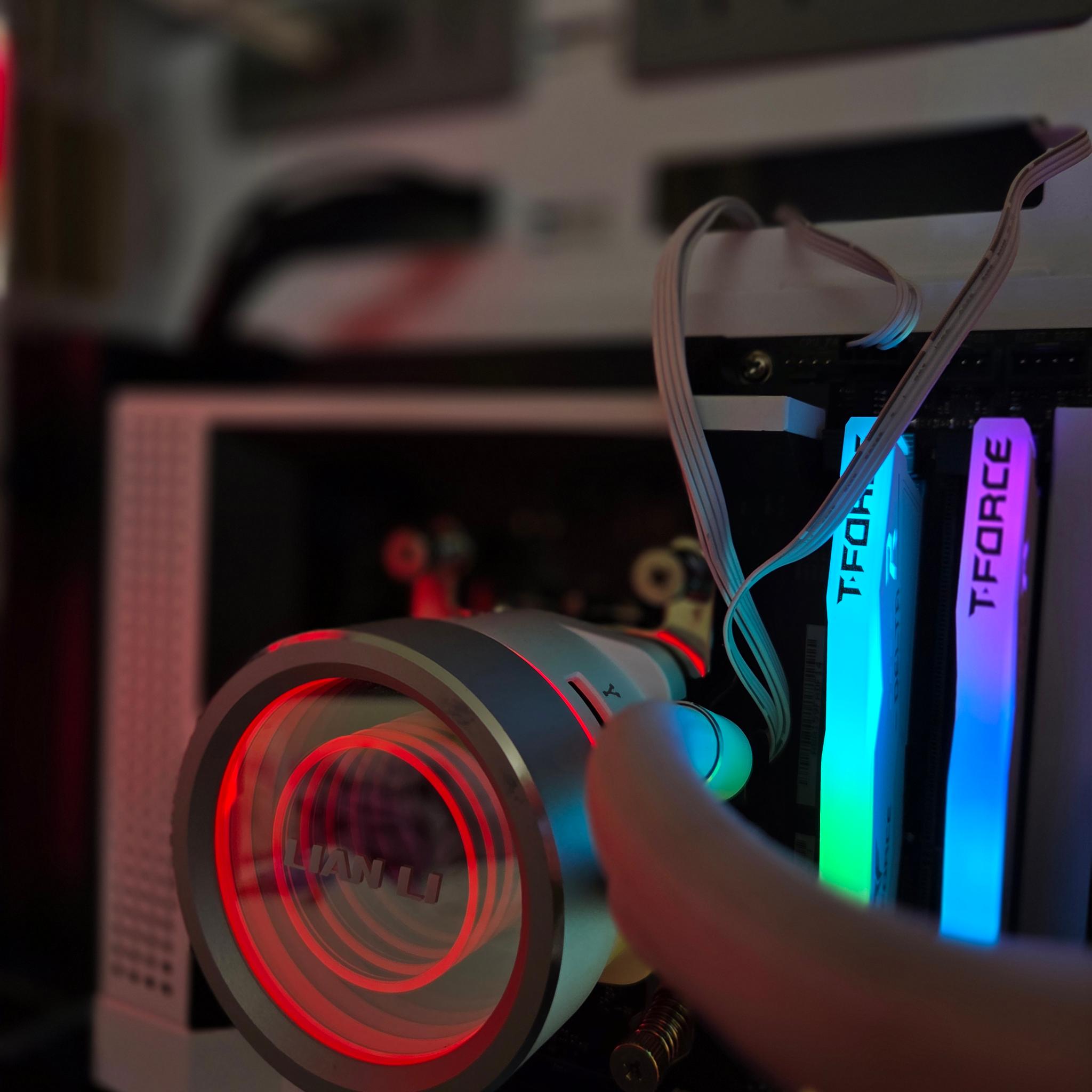 4K Gaming PC | Lian Li | 7800X3D | RX 9070XT 16GB | 32GB DDR5 | 2TB NVME |Wifi