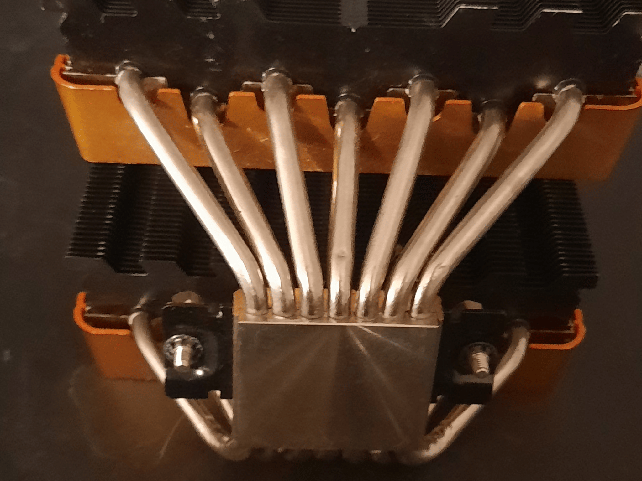 Cryorig R1 CPU cooler with orange and original cover