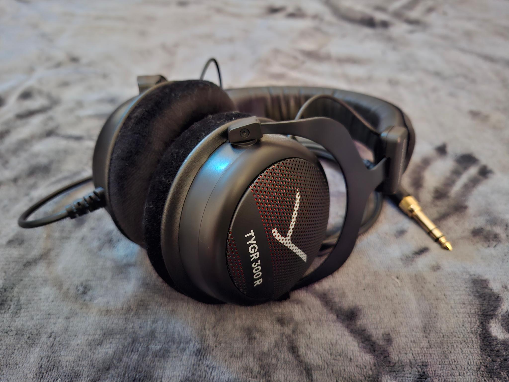 Beyerdynamic TYGR 300 R Gaming Headphones