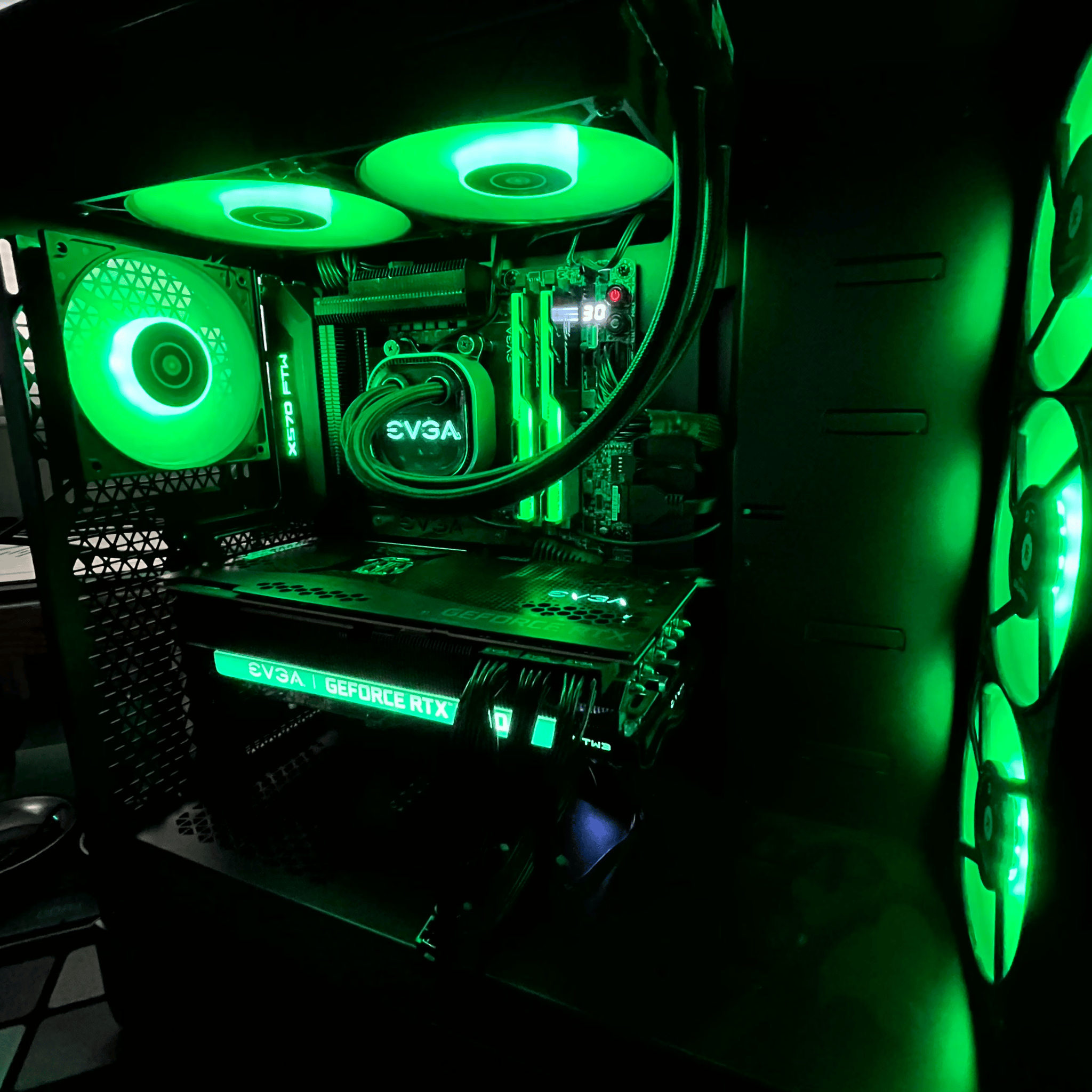 EVGA RTX 3080, Ryzen 7 5800X; 32G 3600Mhz RAM; EVGA AIO